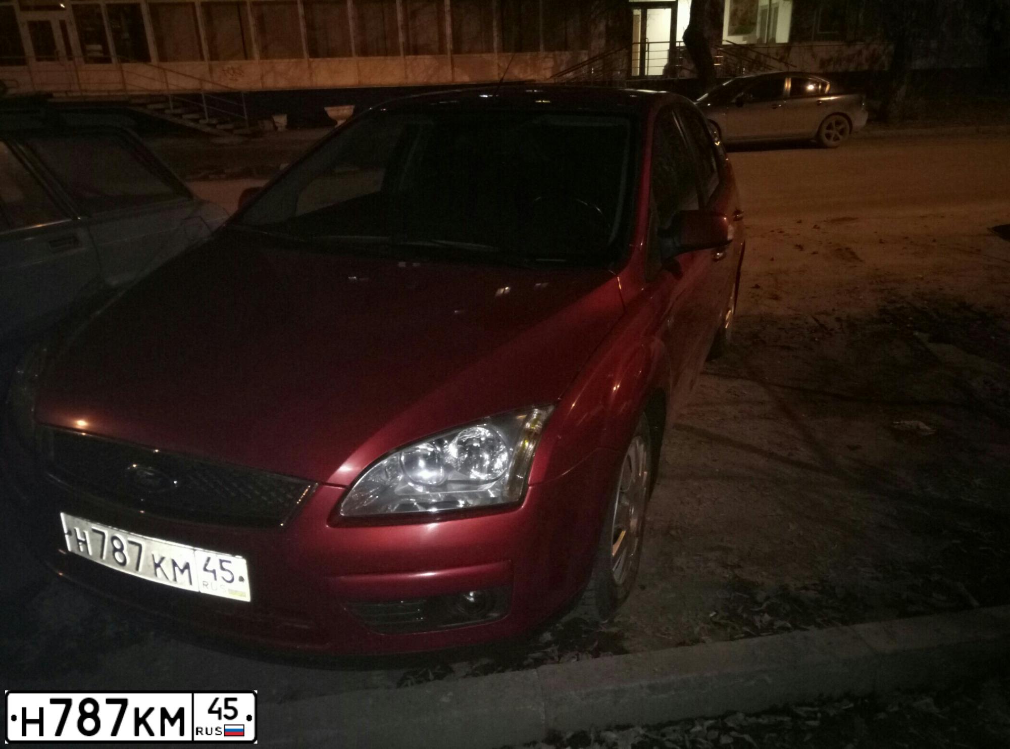 Фото автомобиля FORD D FOCUS, 2008 — госномер Н787КМ45. Цвет: КРАСНО-ОРАНЖЕВЫЙ