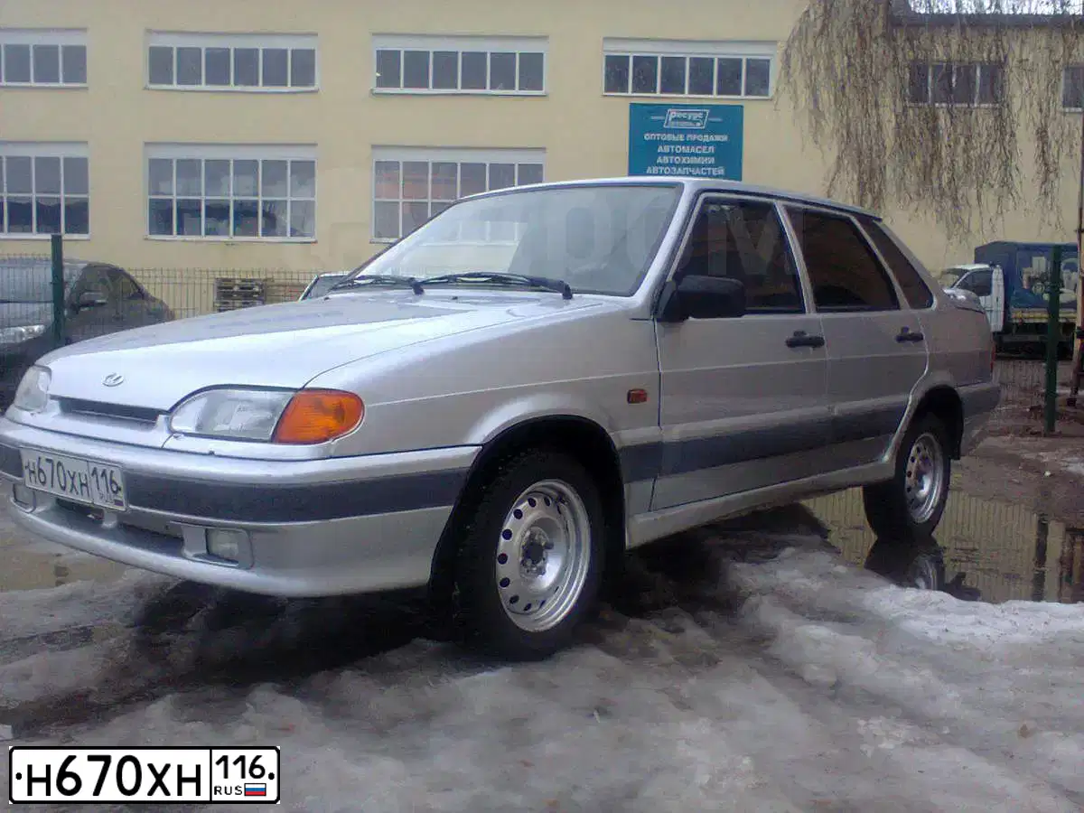 Фото автомобиля LADA 2115, 2006 — госномер К388ОН702. Цвет: СВЕТЛО-СЕРЕБРИСТЫЙ МЕТАЛЛ