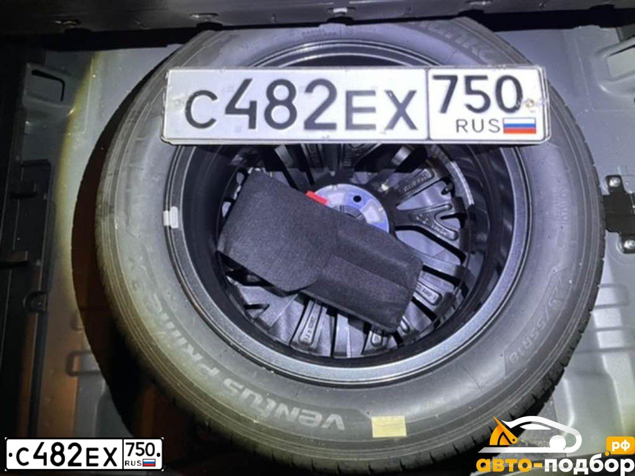 Фото автомобиля HYUNDAI IX35, 2014 — госномер А001КА01. Цвет: Коричневый