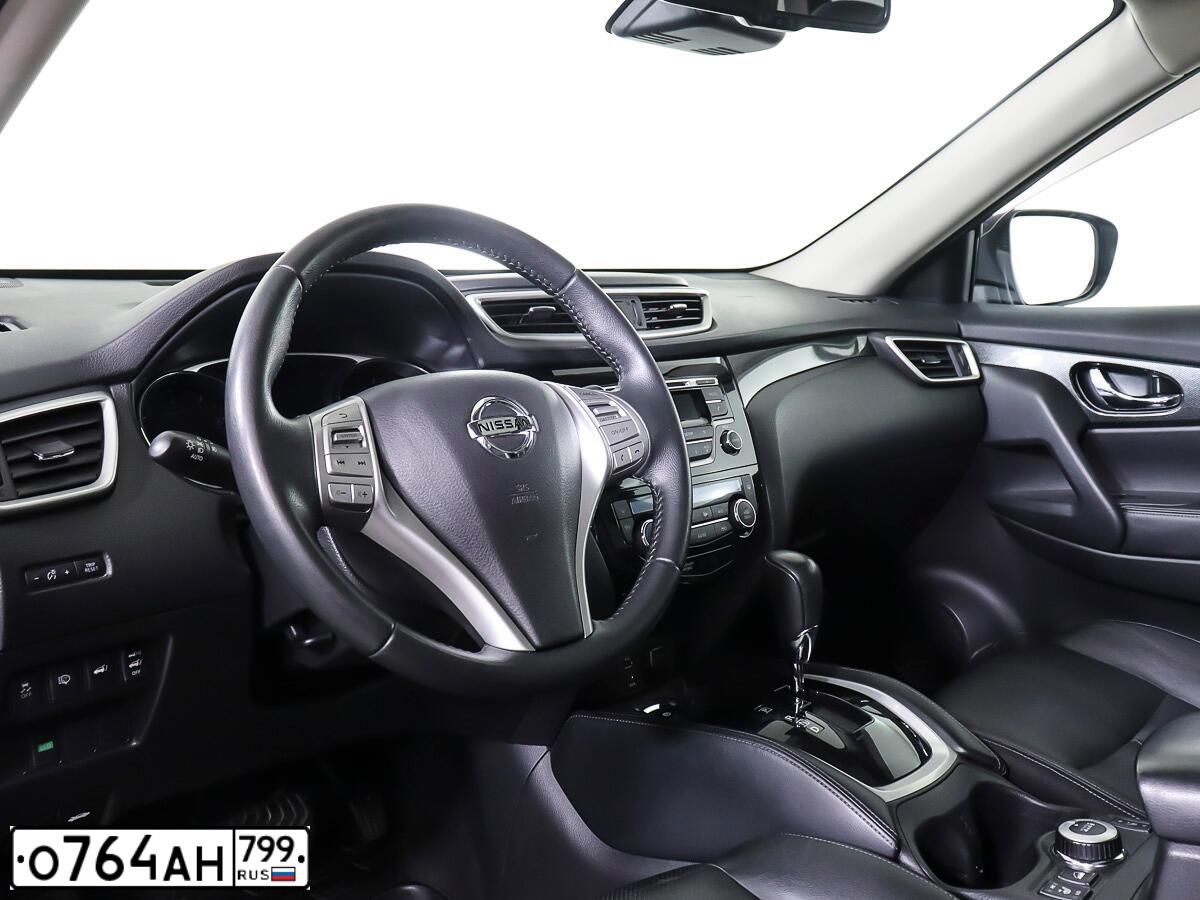 Фото автомобиля NISSAN X-TRAIL, 2015 — госномер В945РУ37. Цвет: Серый