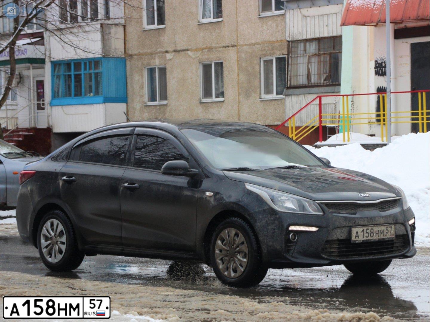 Фото автомобиля KIA RIO, 2019 — госномер Н784НТ761. Цвет: ЧЕРНЫЙ