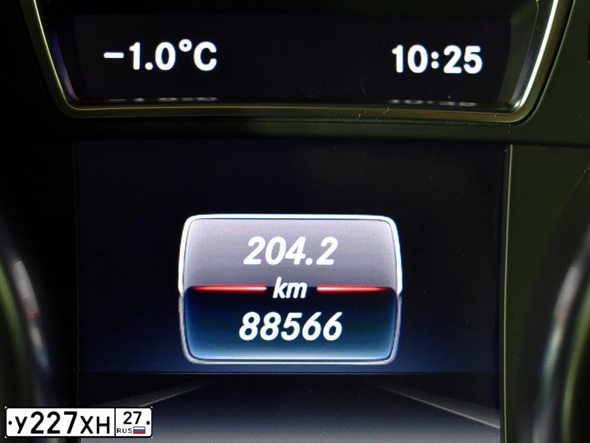 Фото автомобиля MERCEDES GL-KLASSE, 2016 — госномер У805УВ178. Цвет: ЧЕРНЫЙ
