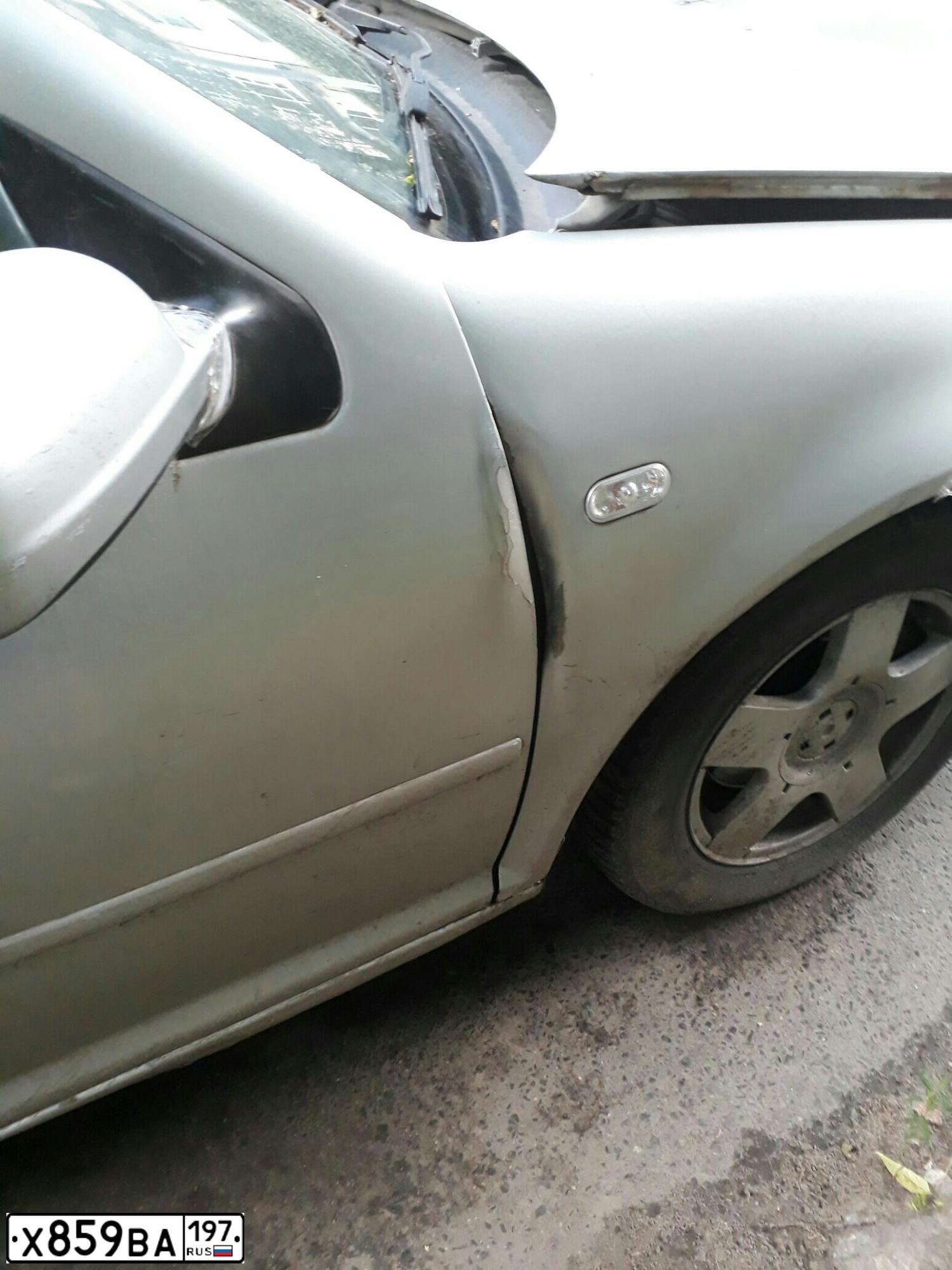 Фото автомобиля ФОЛЬКСВАГЕН ДЖЕТТА, 2000 — госномер В055НМ761. Цвет: СЕРЫЙ МЕТАЛЛИК