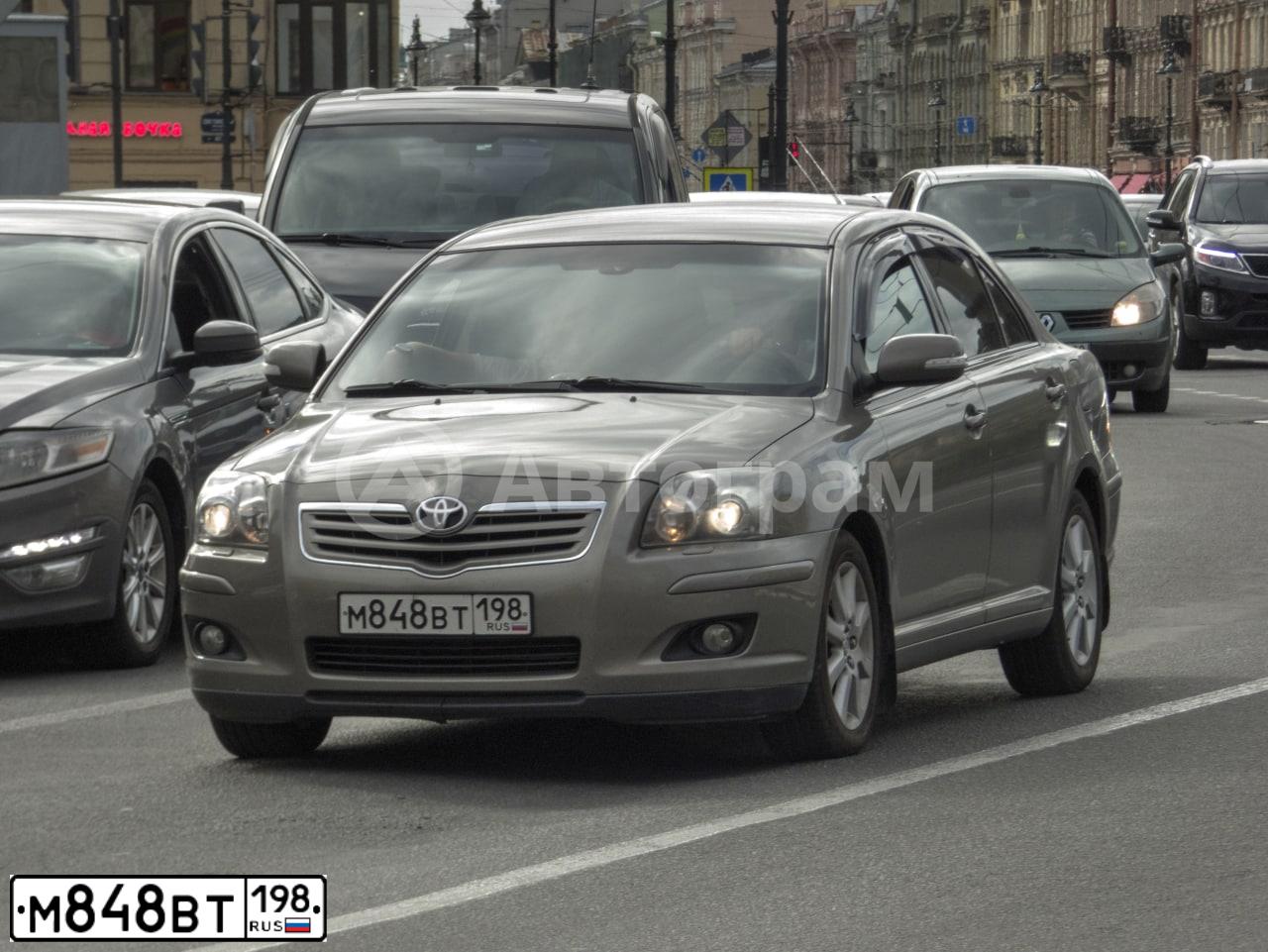 Фото автомобиля TOYOTA AVENSIS, 2006 — госномер У342КУ31