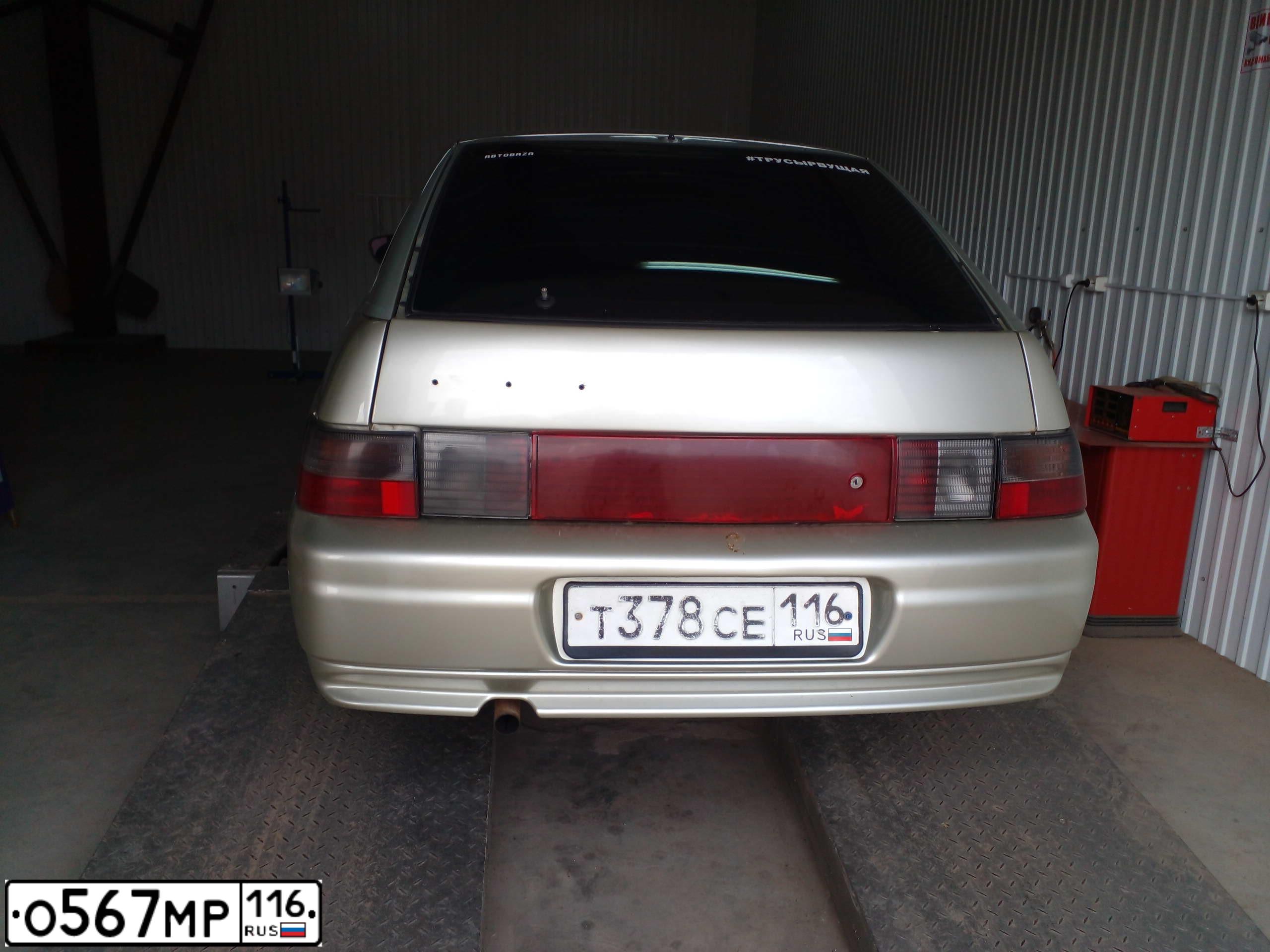 Фото автомобиля LADA 2112 LADA, 2006 — госномер Т378СЕ116. Цвет: СЕРЕБРИСТО-БЕЖЕВЫЙ
