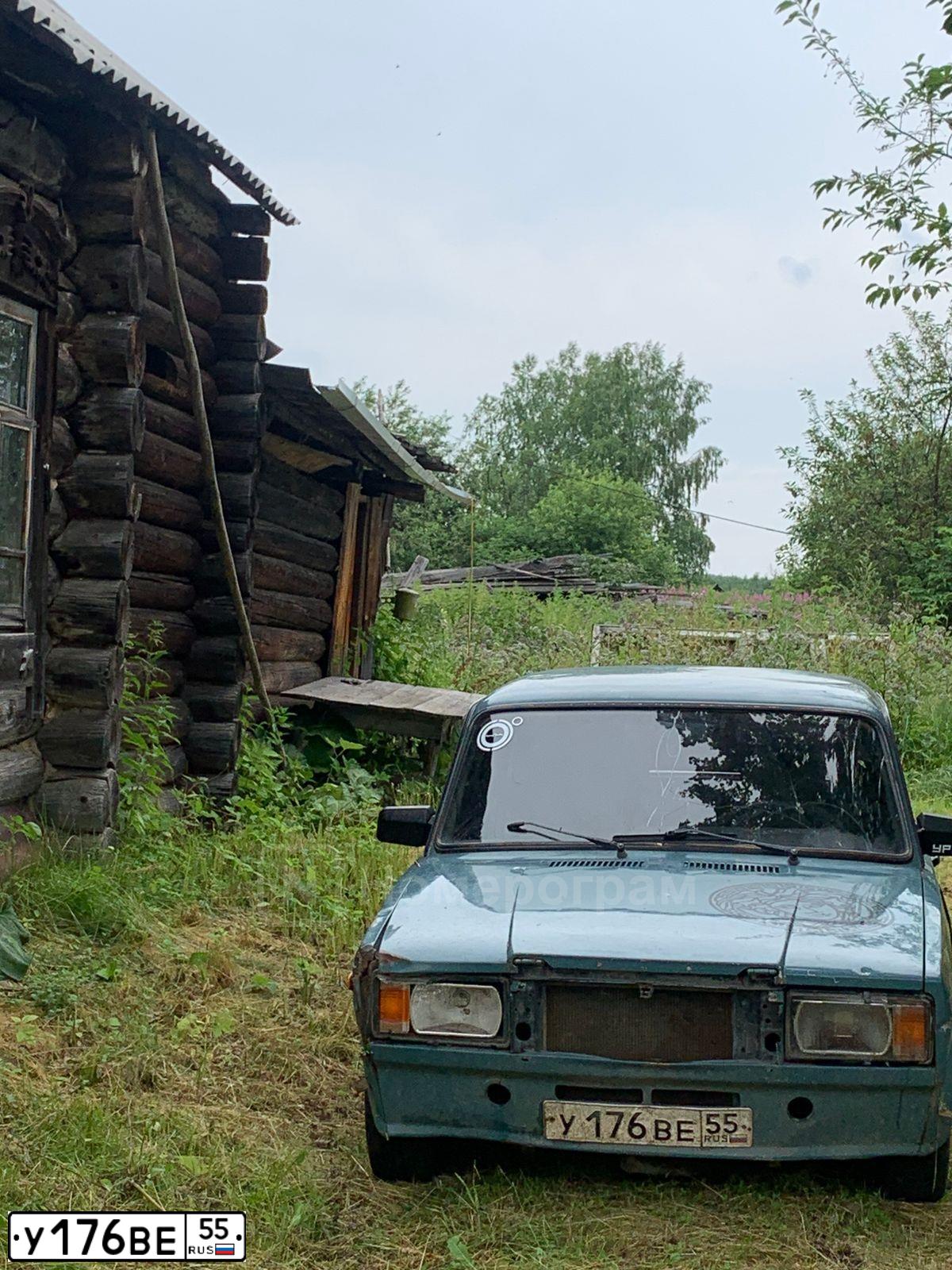 Фото автомобиля LADA 2107 LADA, 2003 — госномер У176ВЕ55. Цвет: Серо-Синий