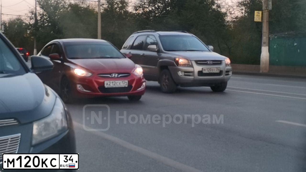 Фото автомобиля OPEL ASTRA, 2008 — госномер Н522КО763. Цвет: ЧЕРНЫЙ
