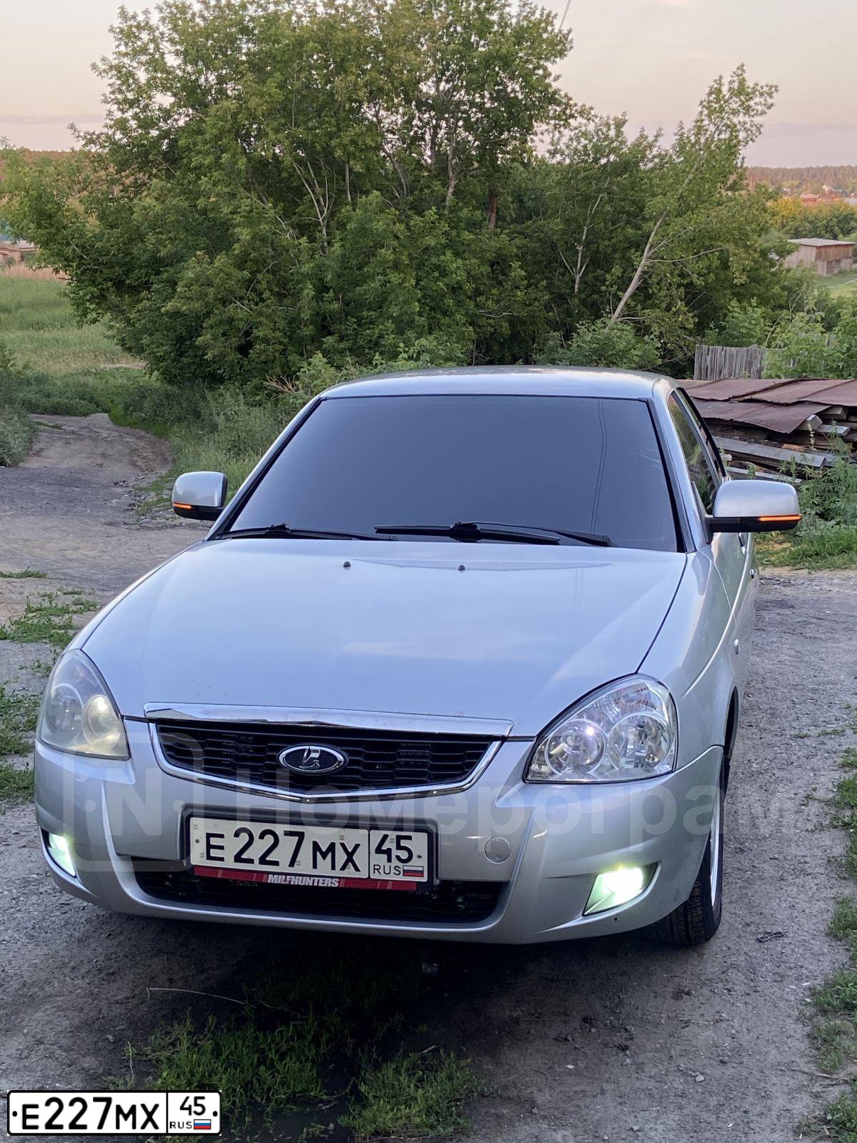 Фото автомобиля LADA 2170 PRIORA, 2008 — госномер Е227МХ45. Цвет: СВЕТЛО-СЕРЕБРИСТЫЙ МЕТАЛЛ