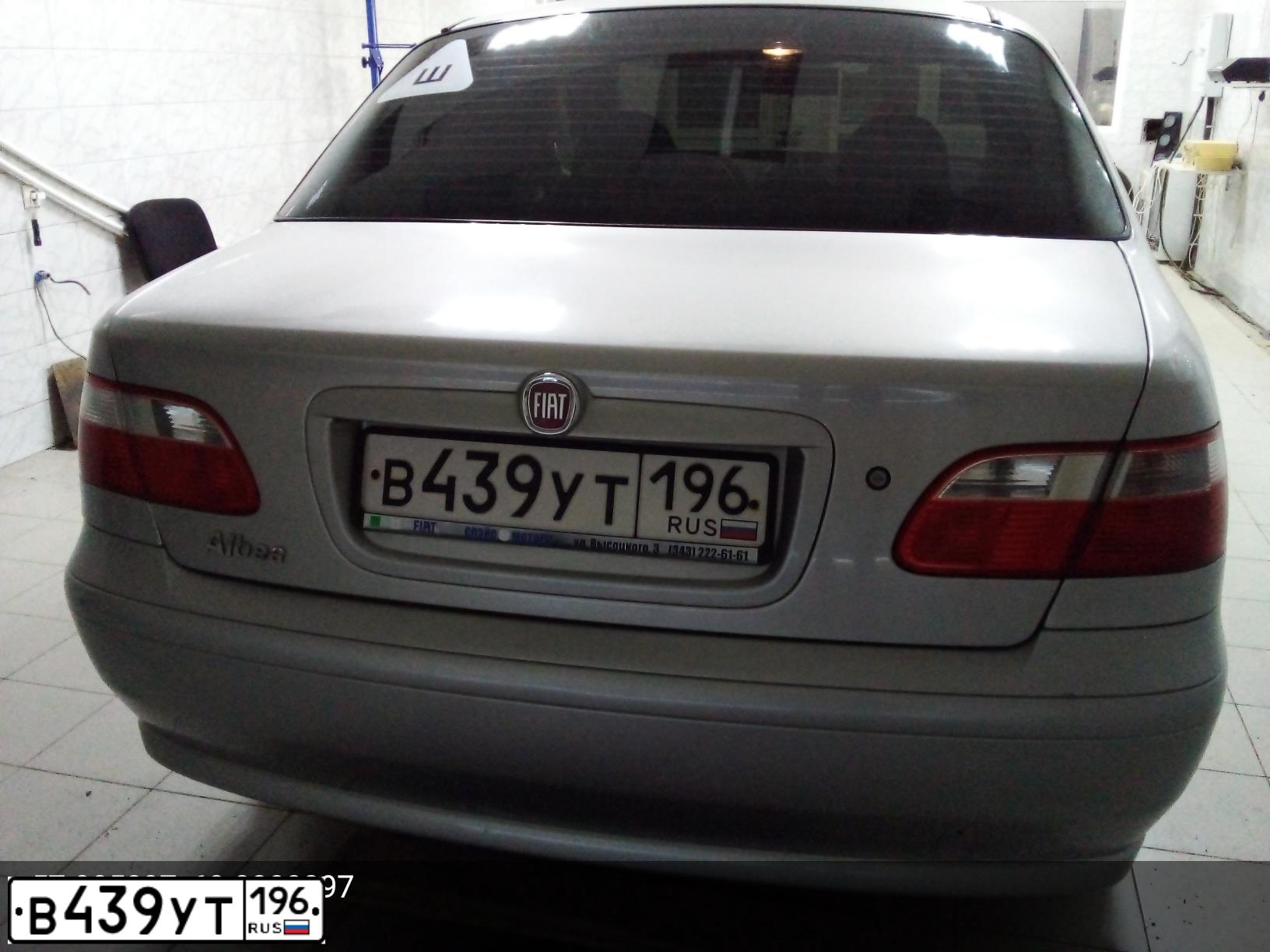 Фото автомобиля FIAT ALBEA, 2008 — госномер В439УТ196. Цвет: Серый