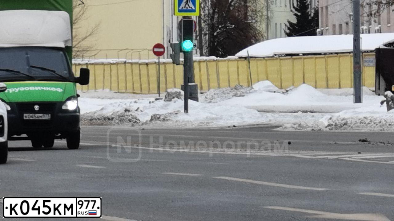 Фото автомобиля BMW 320 I XDRIVE, 2021 — госномер К045КМ977. Цвет: Белый