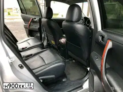 Фото автомобиля TOYOTA HIGHLANDER, 2012 — госномер Р913МТ82. Цвет: СЕРЕБРИСТЫЙ