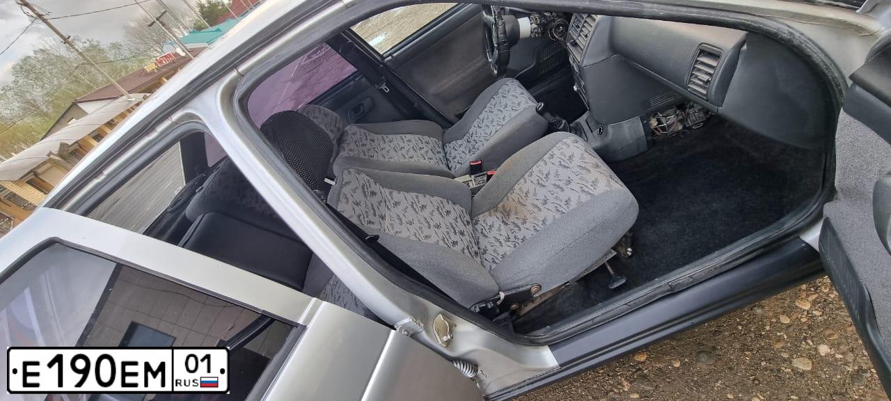 Фото автомобиля LADA 2110, 2005 — госномер Е190ЕМ01. Цвет: Серебристый