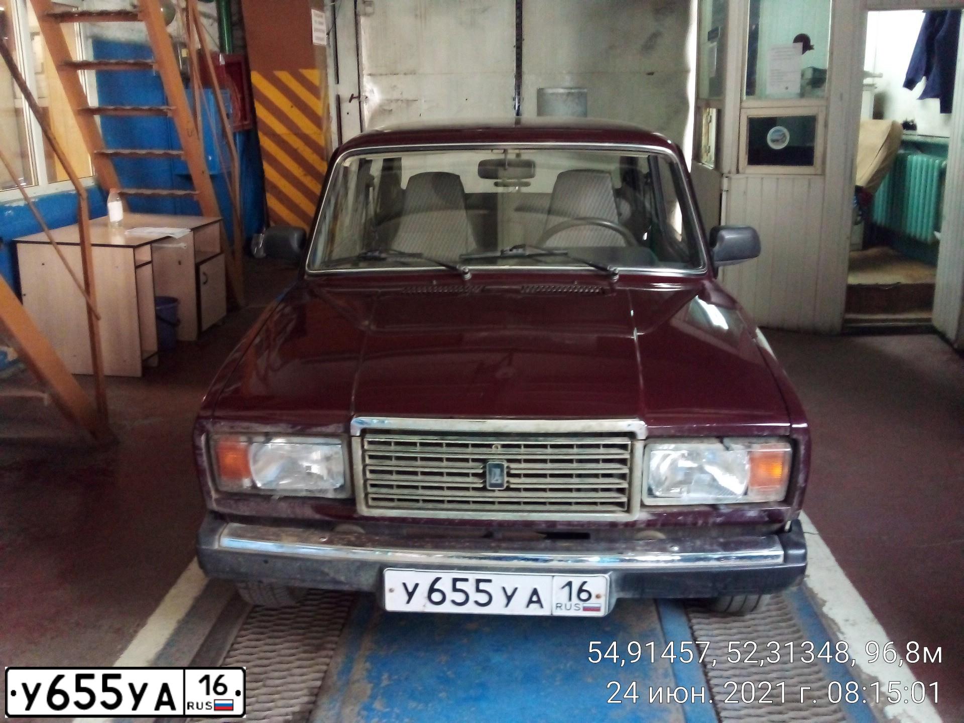 Фото автомобиля LADA 2107, 2006 — госномер У655УА16. Цвет: ТЕМНО-ВИШНЕВЫЙ