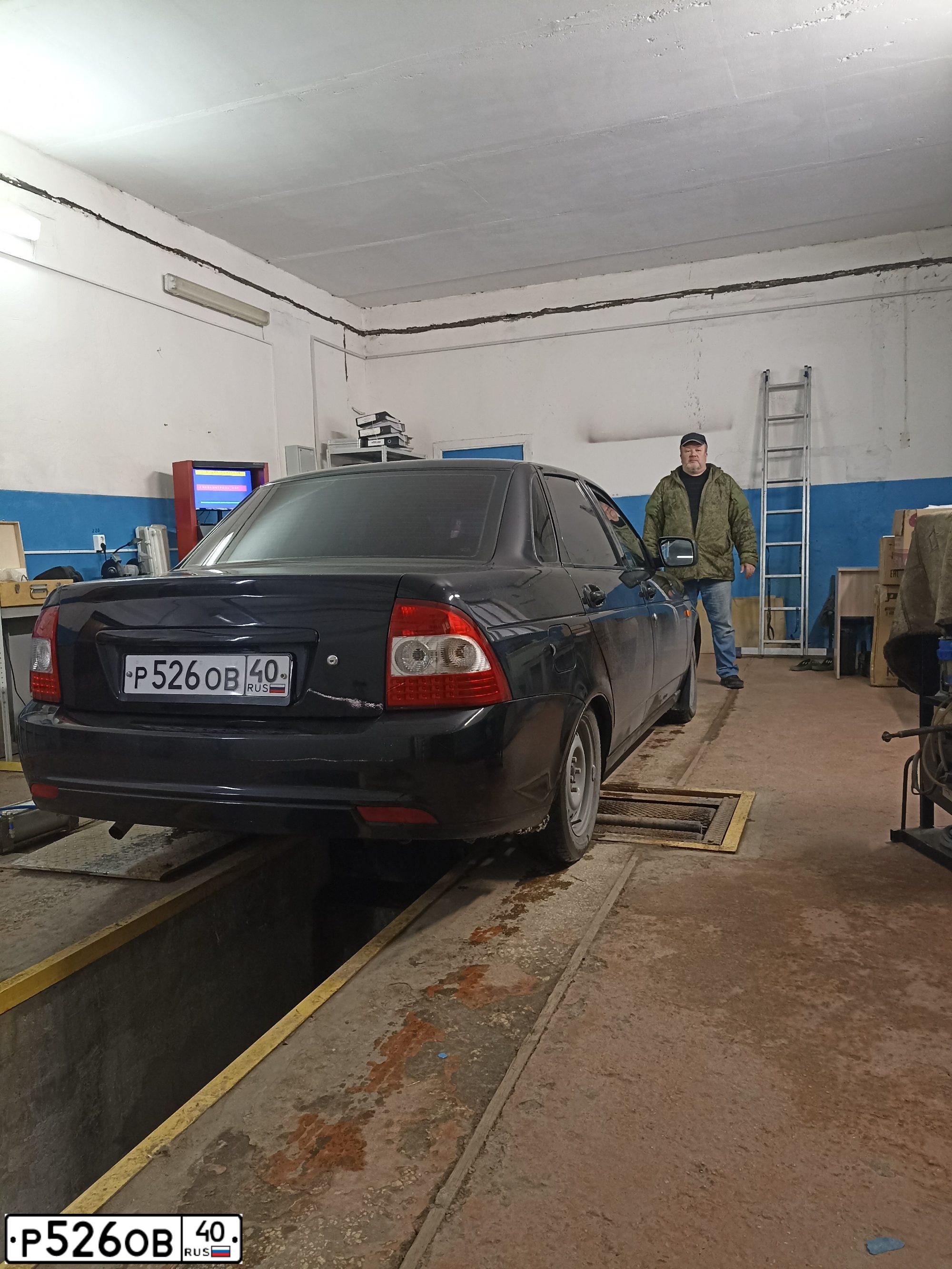 Фото автомобиля LADA PRIORA, 2012 — госномер К360УЕ62. Цвет: Сине-Черный