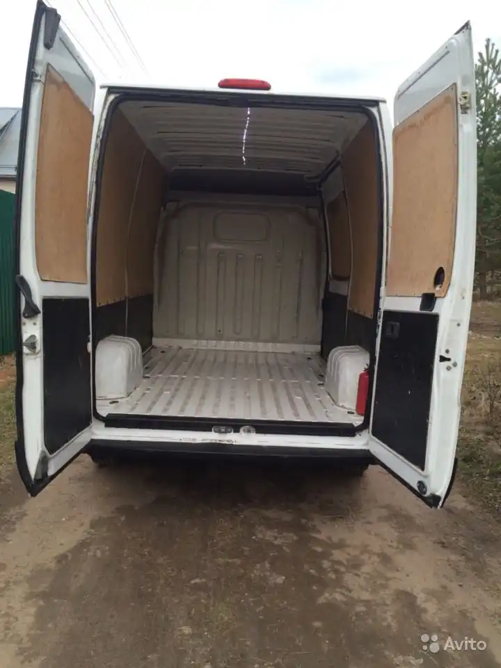 Фото автомобиля FIAT DUCATO, 2008 — госномер Е898ТХ150. Цвет: БЕЛЫЙ