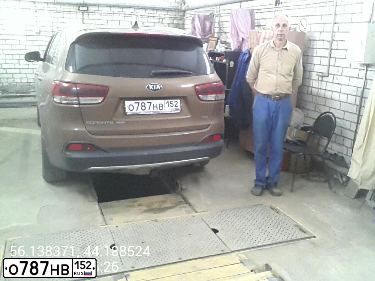 Фото автомобиля KIA SORENTO, 2016 — госномер О787НВ152. Цвет: бронзовый