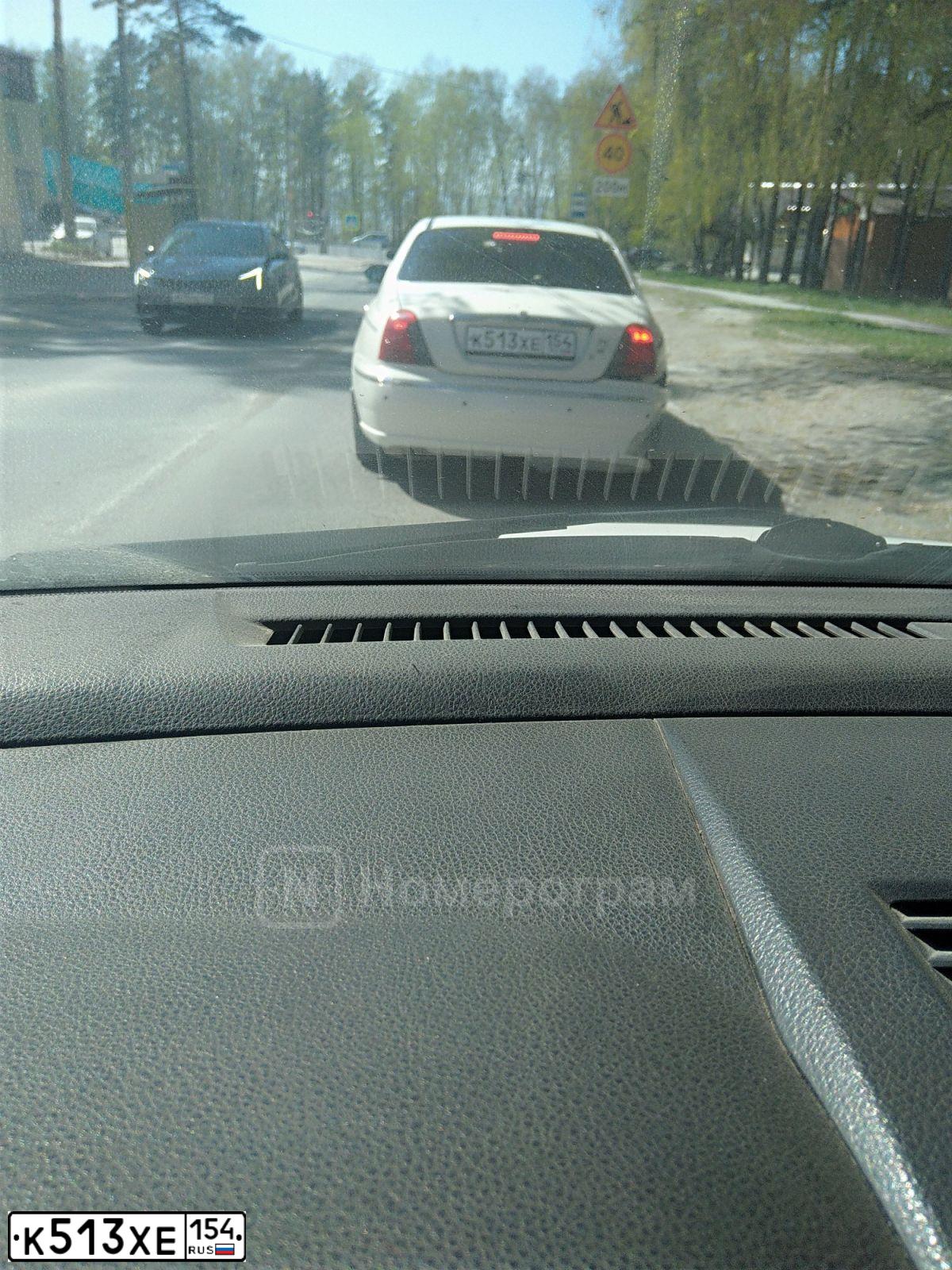 Фото автомобиля ROVER 75, 2003 — госномер К513ХЕ154. Цвет: Белый