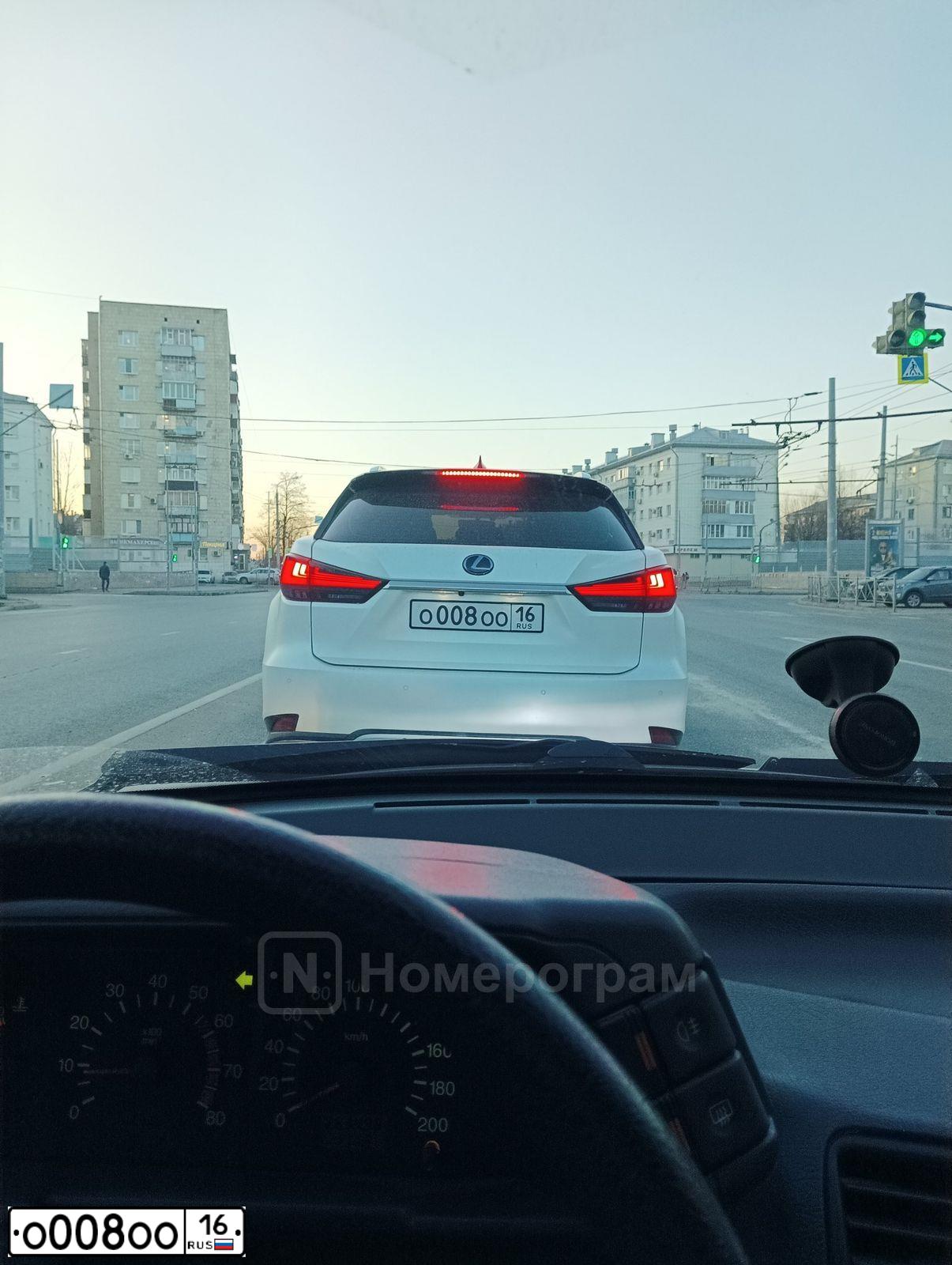 Фото автомобиля UAZ 3151 / HUNTER, 1998 — госномер О008ОО16. Цвет: ЗАЩИТНЫЙ