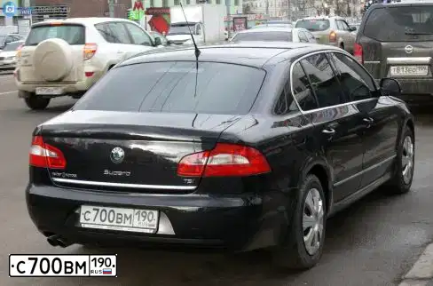 Фото автомобиля CHEVROLET ШЕВРОЛЕ КРУЗ, 2012 — госномер С700ВМ190. Цвет: СЕРЫЙ
