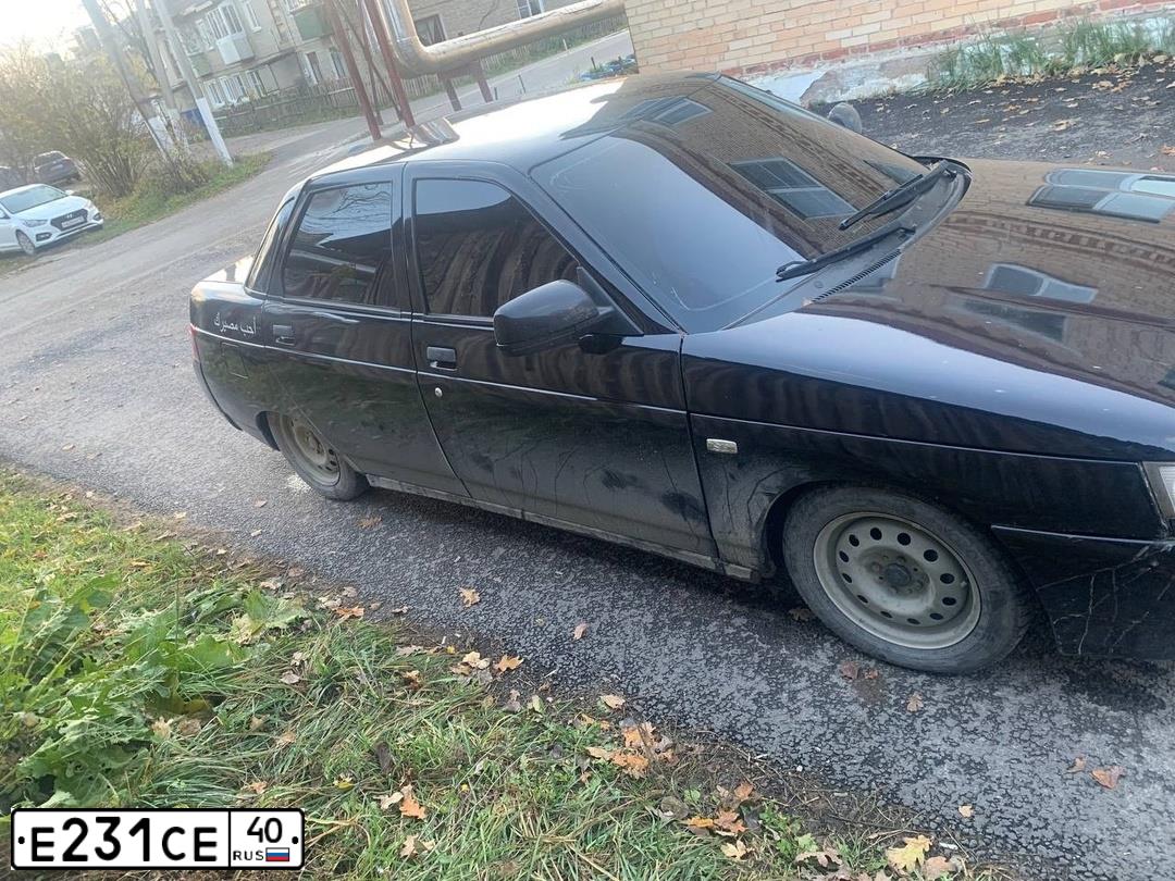 Фото автомобиля LADA 2110, 2004 — госномер Е231СЕ40. Цвет: БЕЖЕВЫЙ