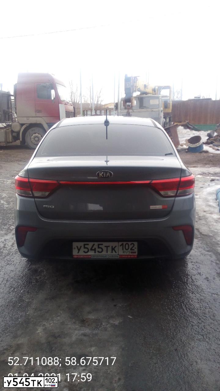 Фото автомобиля KIA RIO, 2017 — госномер У545ТК102. Цвет: Серый