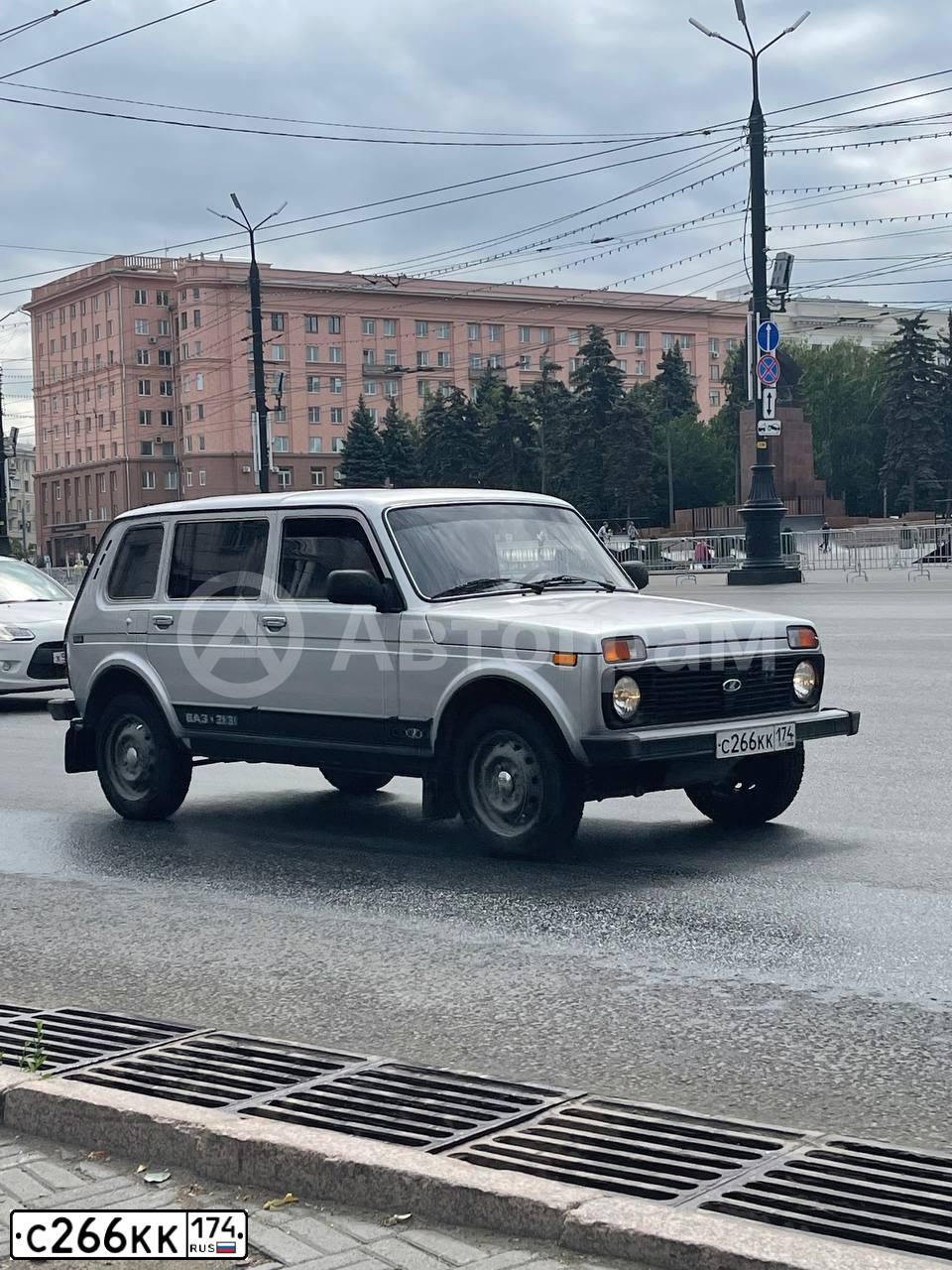 Фото автомобиля LADA 2131 NIVA, 2011 — госномер С266КК174. Цвет: СЕРЫЙ