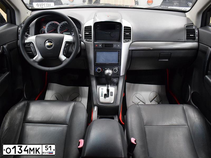 Фото автомобиля CHEVROLET CAPTIVA, 2007 — госномер О134МК51. Цвет: ЧЕРНЫЙ