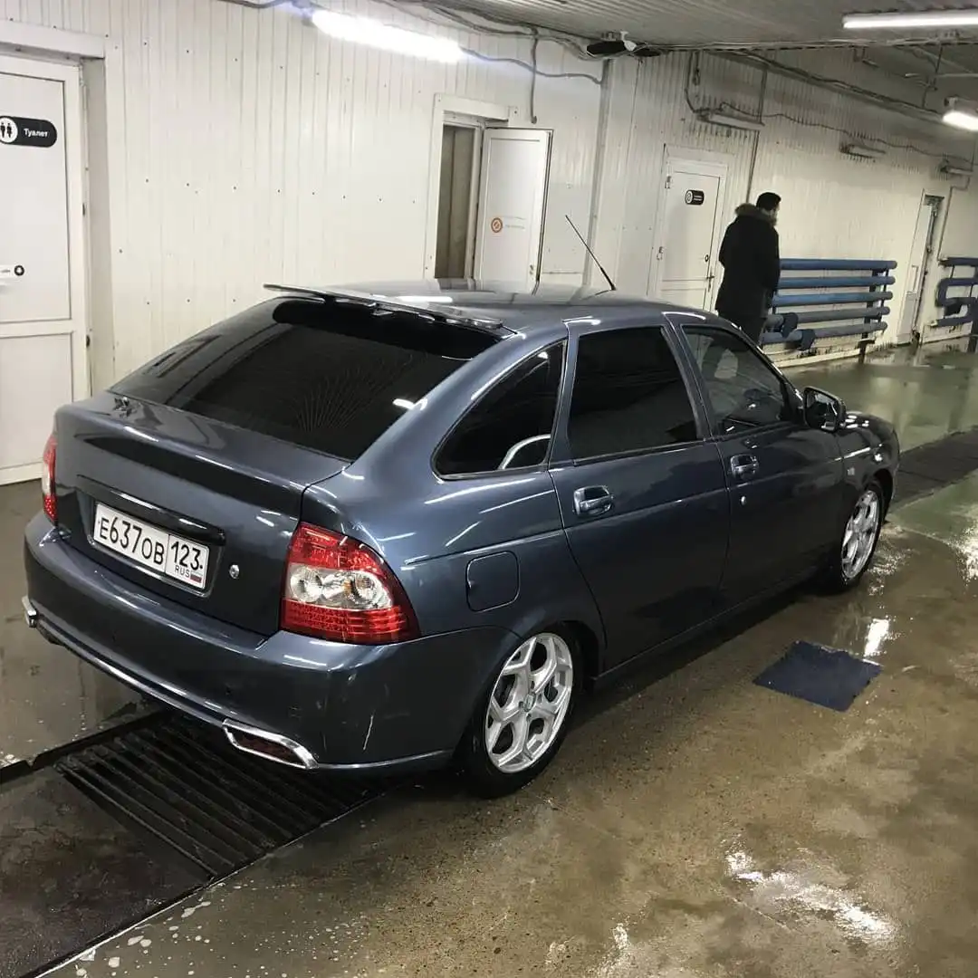 Фото автомобиля LADA 2172 PRIORA, 2014 — госномер У678ХС12. Цвет: Темно-синий