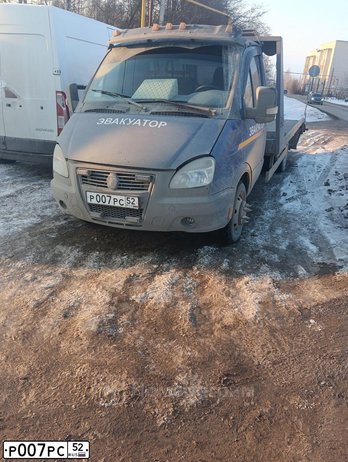Фото автомобиля TAGAZ ACCENT, 2005 — госномер Р007РС52. Цвет: Серебристый