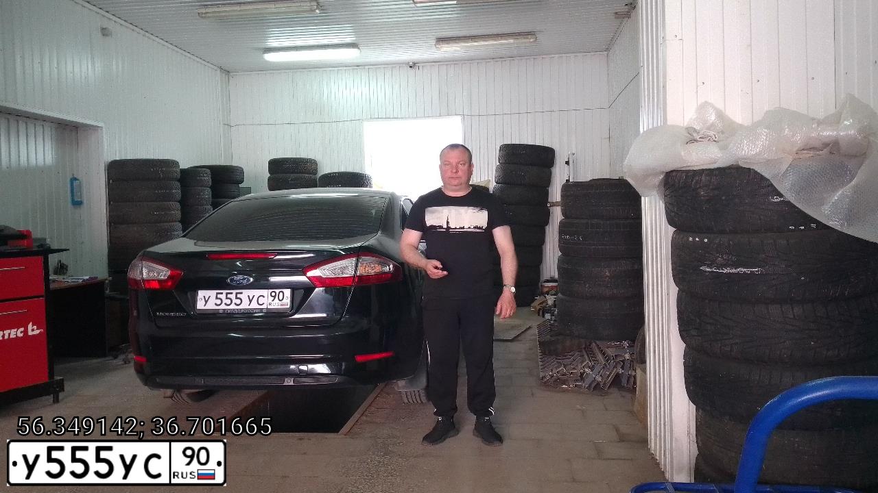 Фото автомобиля MITSUBISHI LANCER, 2005 — госномер Е214УР33. Цвет: СЕРЕБРИСТЫЙ