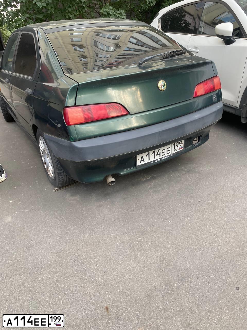 Фото автомобиля АЛЬФА РОМЕО 146 1 6, 1996 — госномер А114ЕЕ199. Цвет: ЗЕЛЕНЫЙ