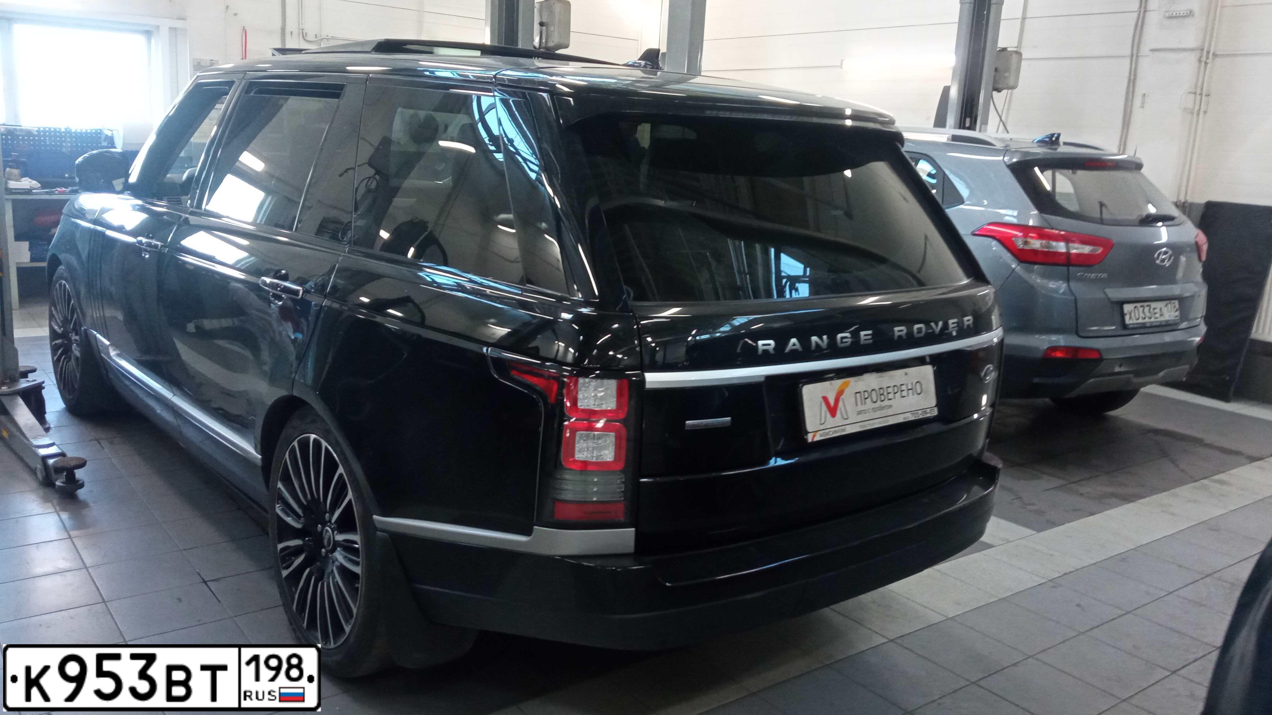 Фото автомобиля LAND ROVER RANGE ROVER, 2016 — госномер Х722ОХ763. Цвет: ЧЕРНЫЙ