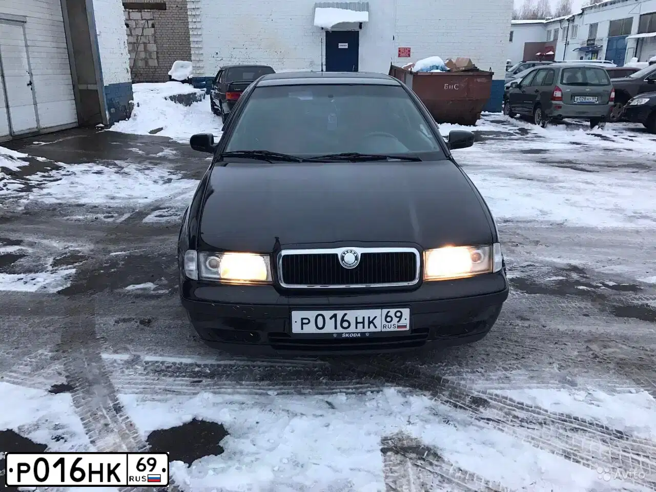 Фото автомобиля SKODA OCTAVIA, 1999 — госномер М430ОР67. Цвет: ЧЕРНЫЙ