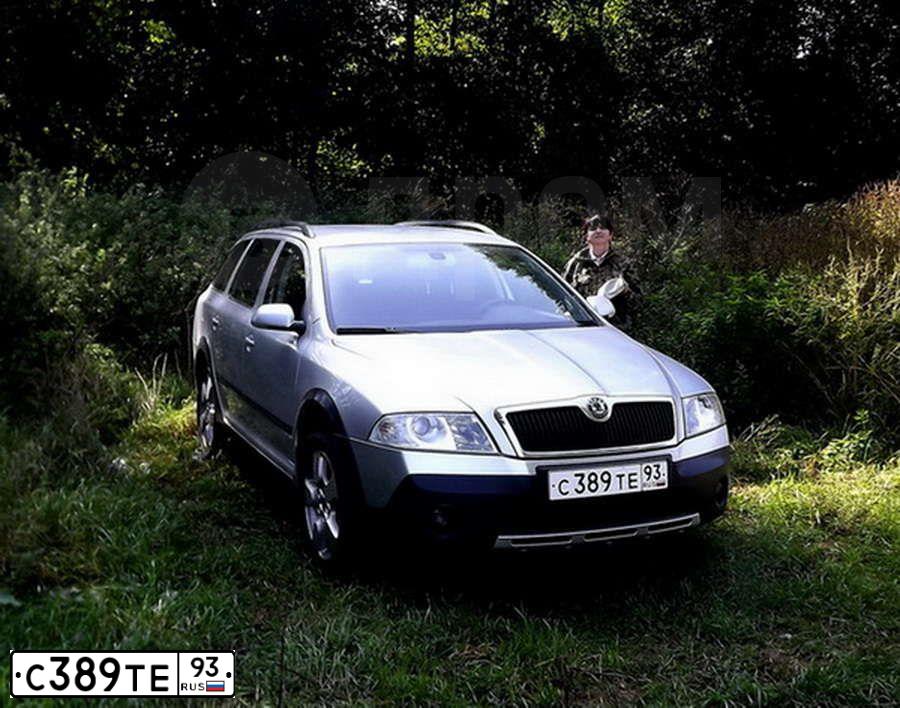 Фото автомобиля SKODA OCTAVIA, 2007 — госномер С389ТЕ93. Цвет: СЕРЕБРИСТЫЙ