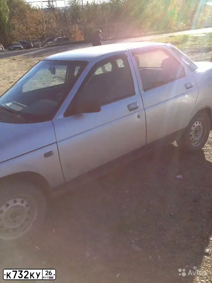 Фото автомобиля LADA 2110, 2003 — госномер У732КУ26. Цвет: СВЕТЛО-СЕРЕБРИСТЫЙ МЕТАЛЛ