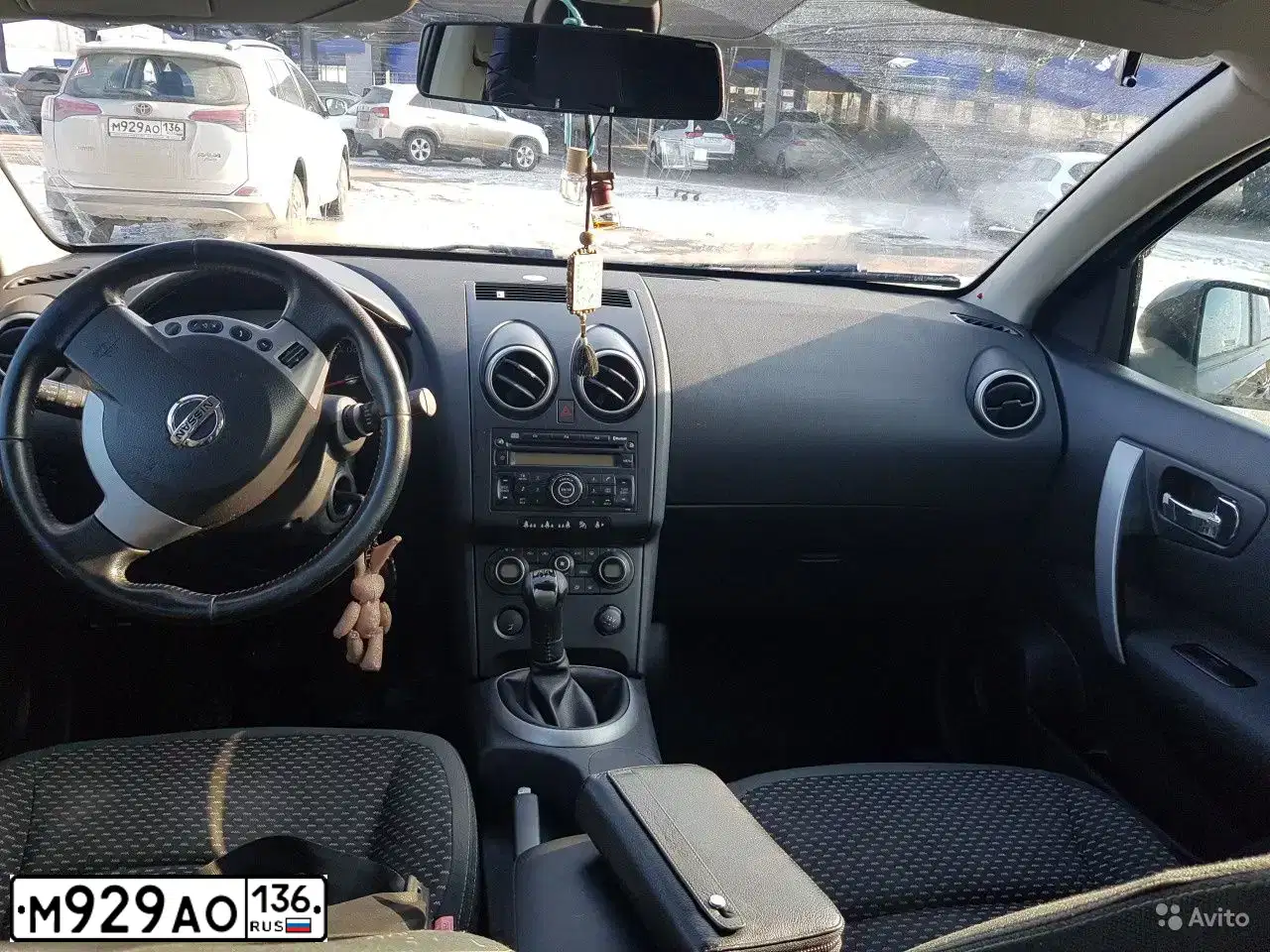 Фото автомобиля TOYOTA RAV4, 2016 — госномер М929АО136. Цвет: СЕРЕБРИСТЫЙ МЕТАЛЛИК