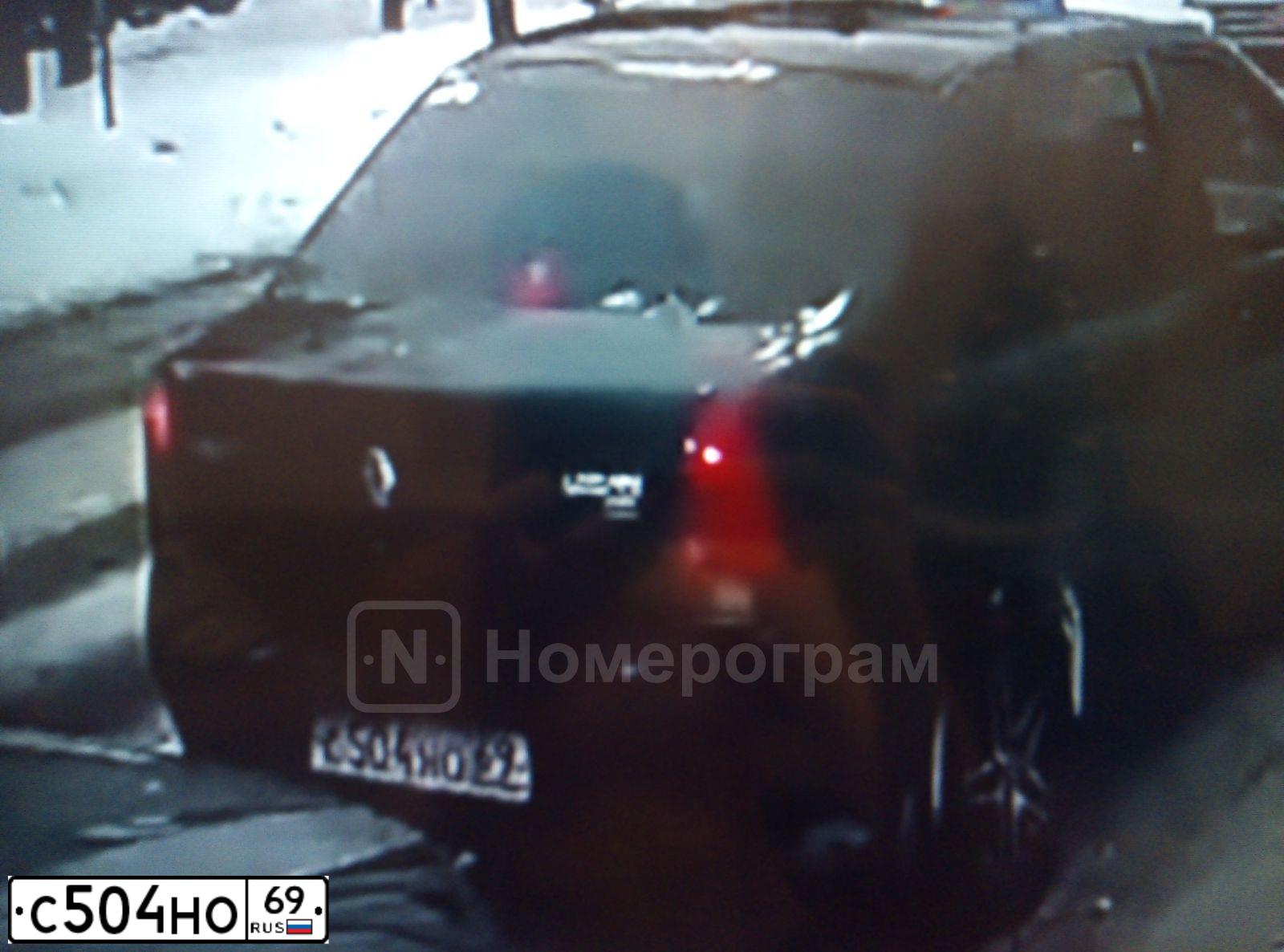 Фото автомобиля RENAULT LOGAN, 2009 — госномер С504НО69. Цвет: ЧЕРНЫЙ