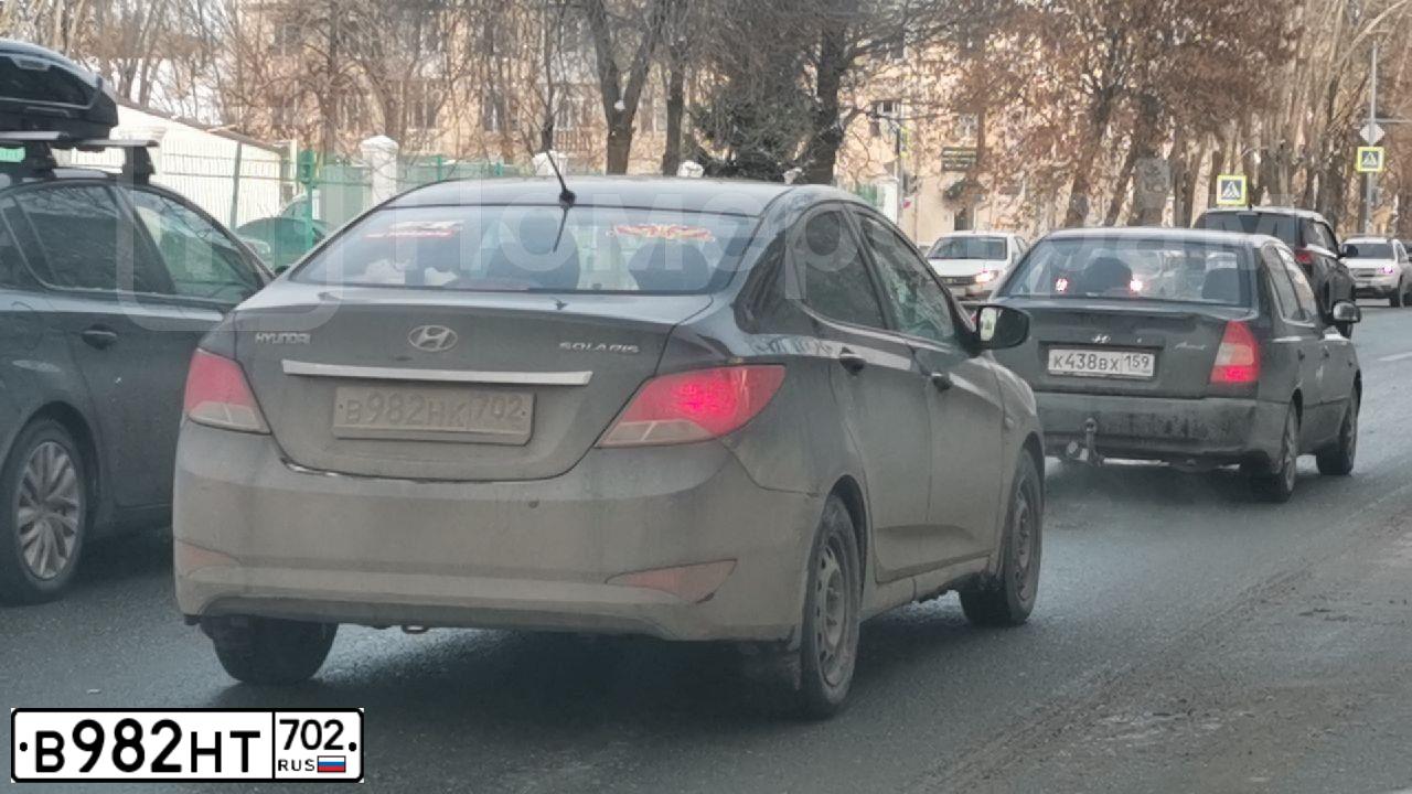Фото автомобиля HYUNDAI H 1/H 100/STAREX, 2020 — госномер В982НТ702