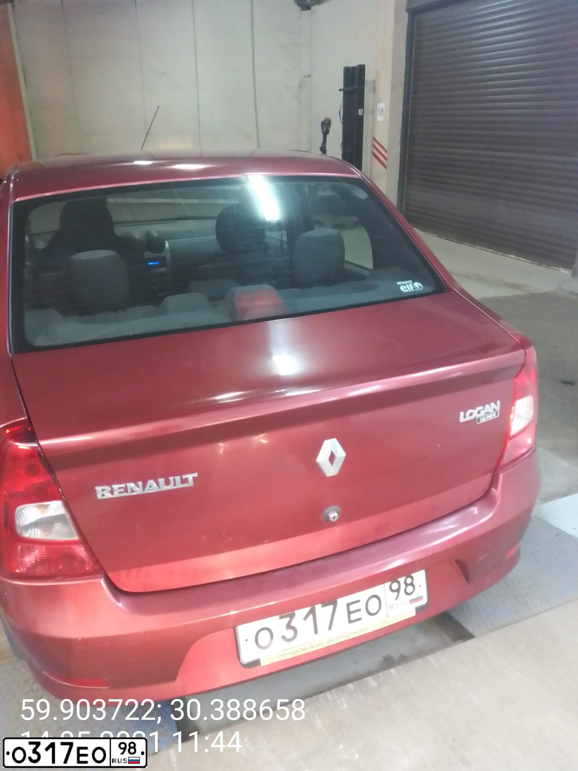 Фото автомобиля RENAULT LOGAN, 2010 — госномер О317ЕО98. Цвет: КРАСНЫЙ