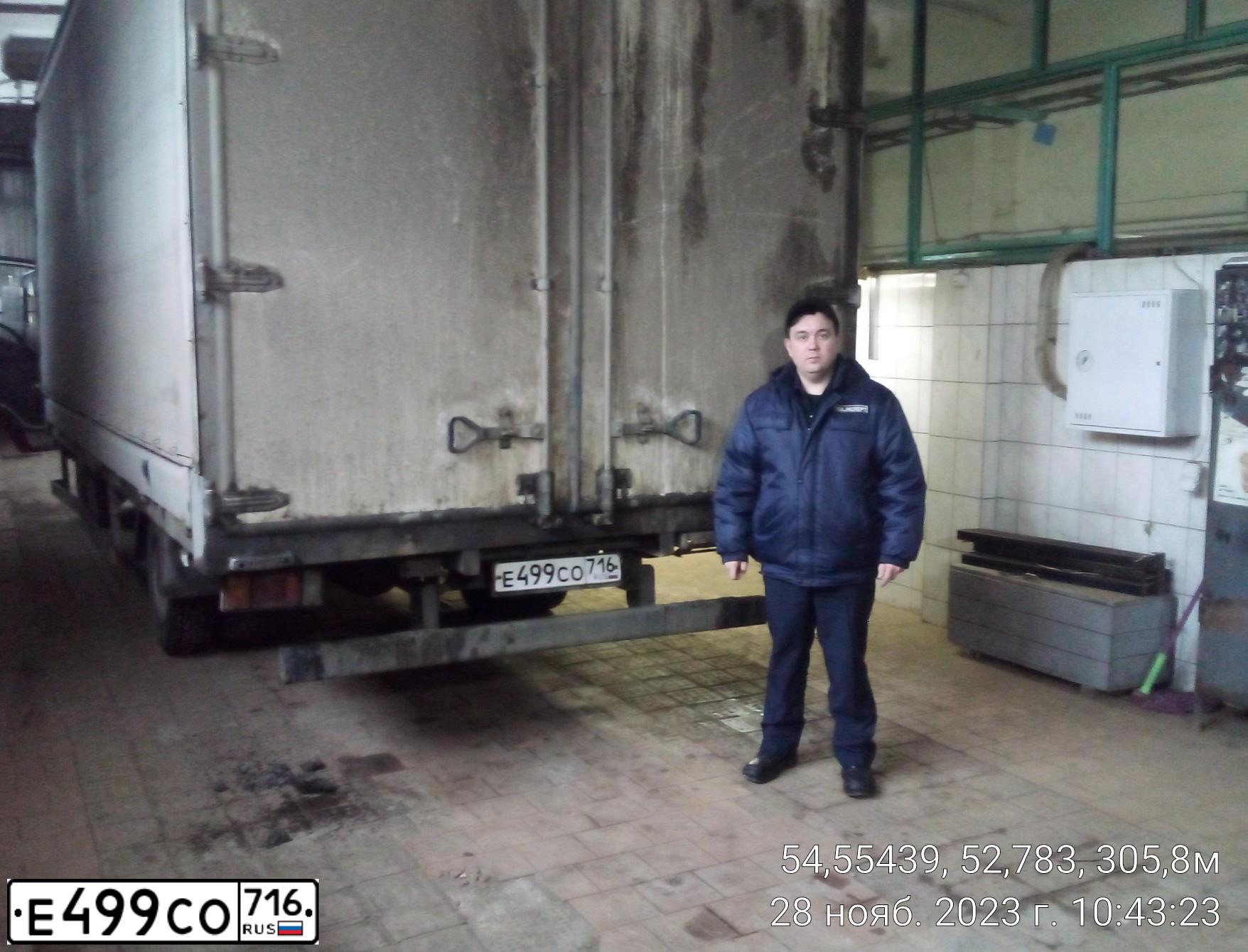 Фото автомобиля ISUZU NPR, 2020 — госномер Е499СО716. Цвет: Белый