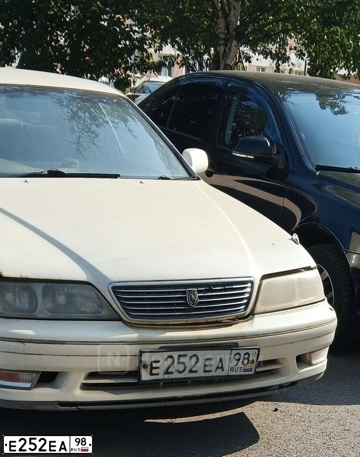 Фото автомобиля TOYOTA MARK II, 1998 — госномер Е252ЕА98