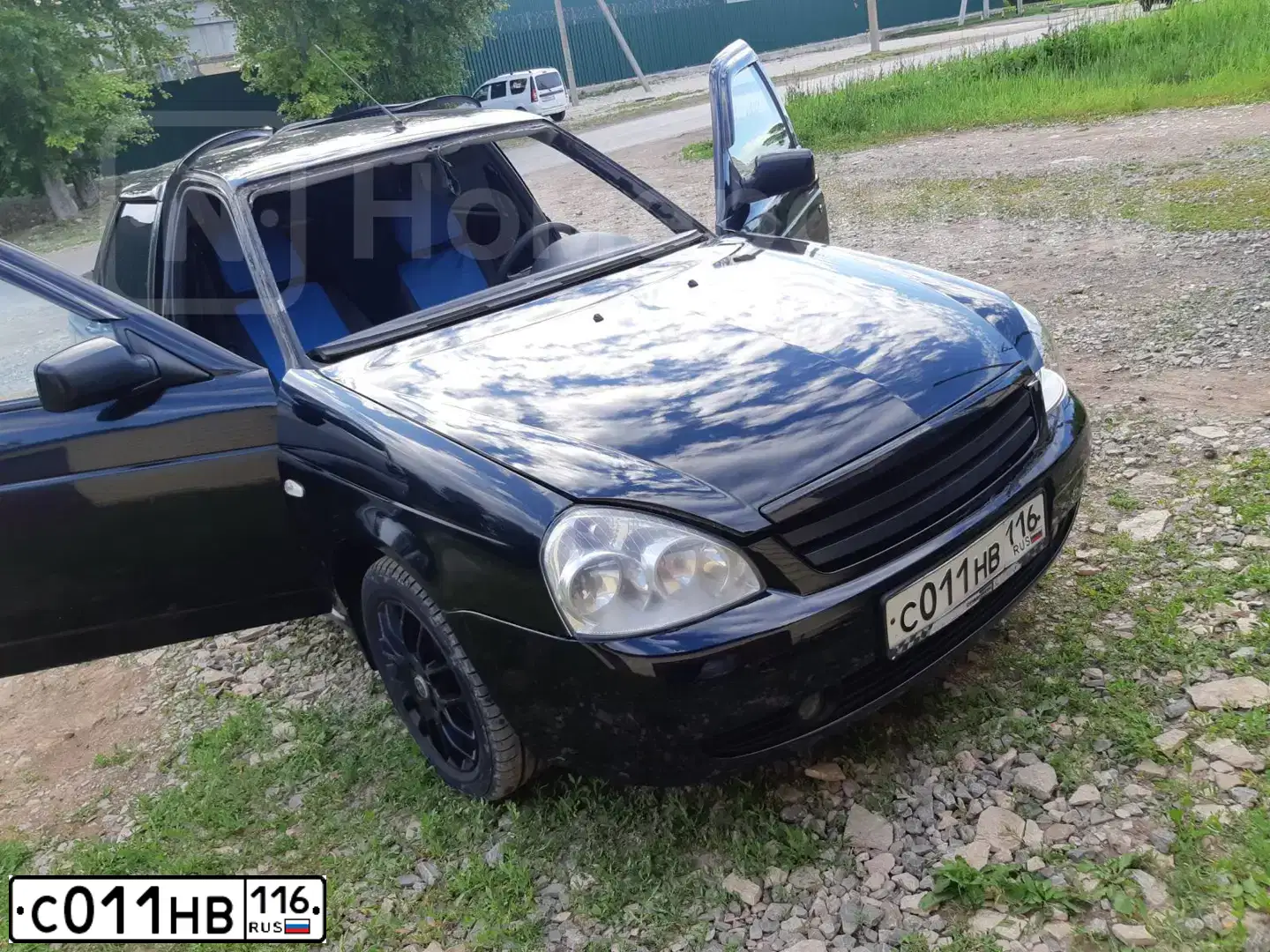Фото автомобиля LADA PRIORA, 2009 — госномер А381НХ156. Цвет: Сине-Черный