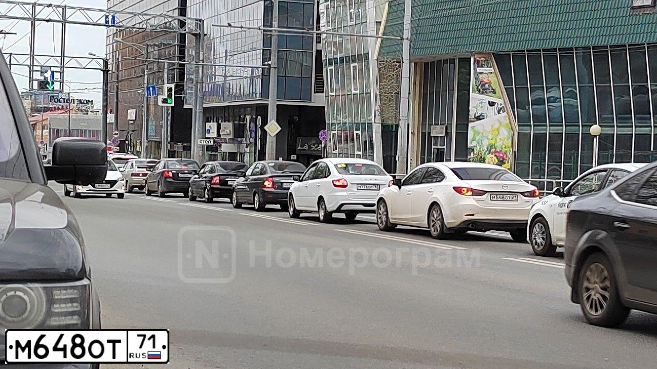 Фото автомобиля LADA 2112 LADA, 2007 — госномер А585КО71. Цвет: ГРАФИТОВЫЙ МЕТАЛЛИК