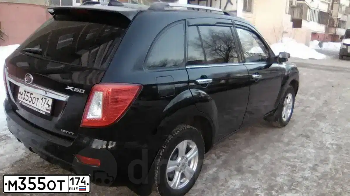 Фото автомобиля LIFAN X60, 2013 — госномер Х857ЕА196. Цвет: ЧЕРНЫЙ