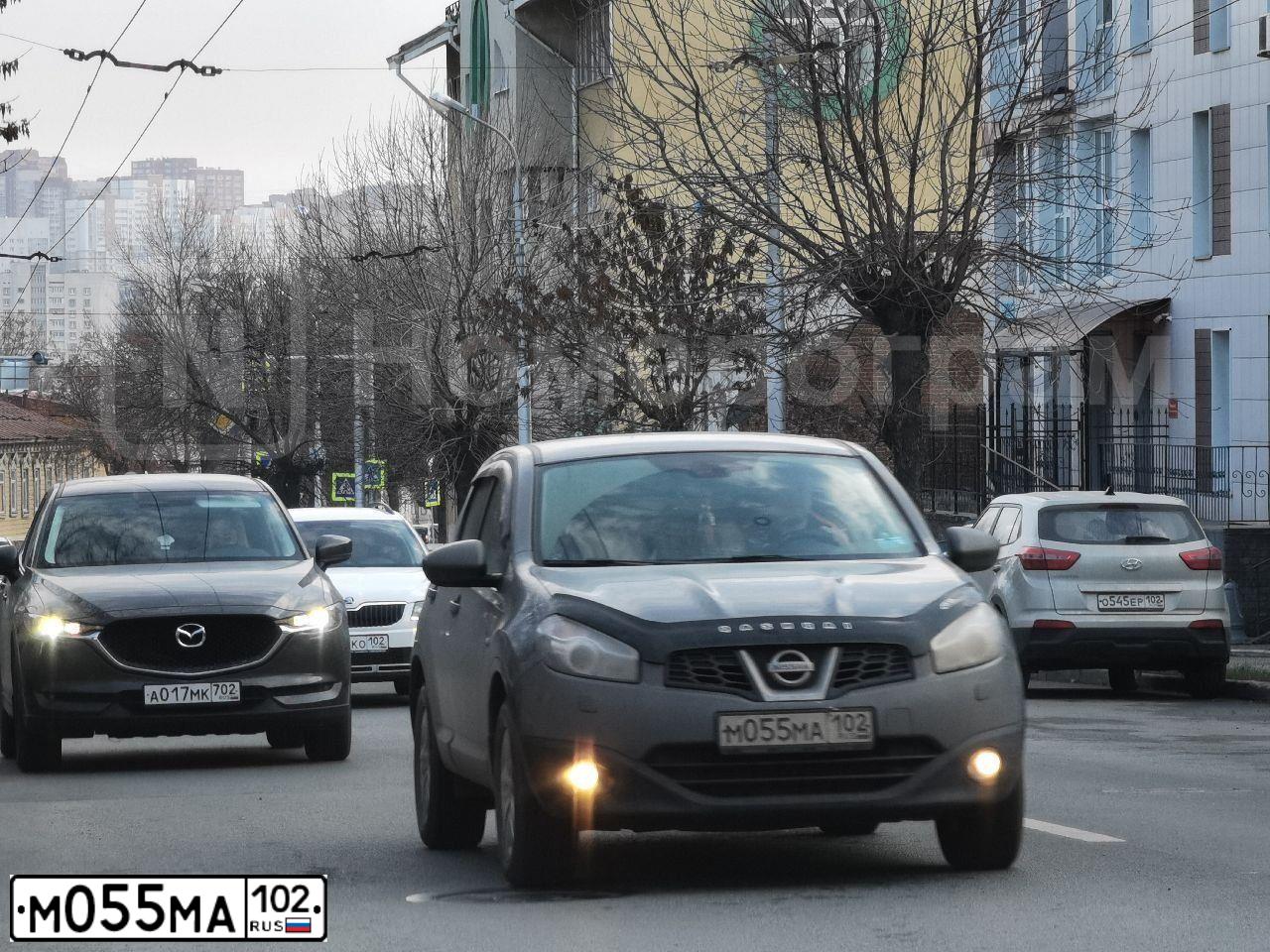 Фото автомобиля NISSAN QASHQAI, 2011 — госномер М055МА102. Цвет: СЕРЫЙ