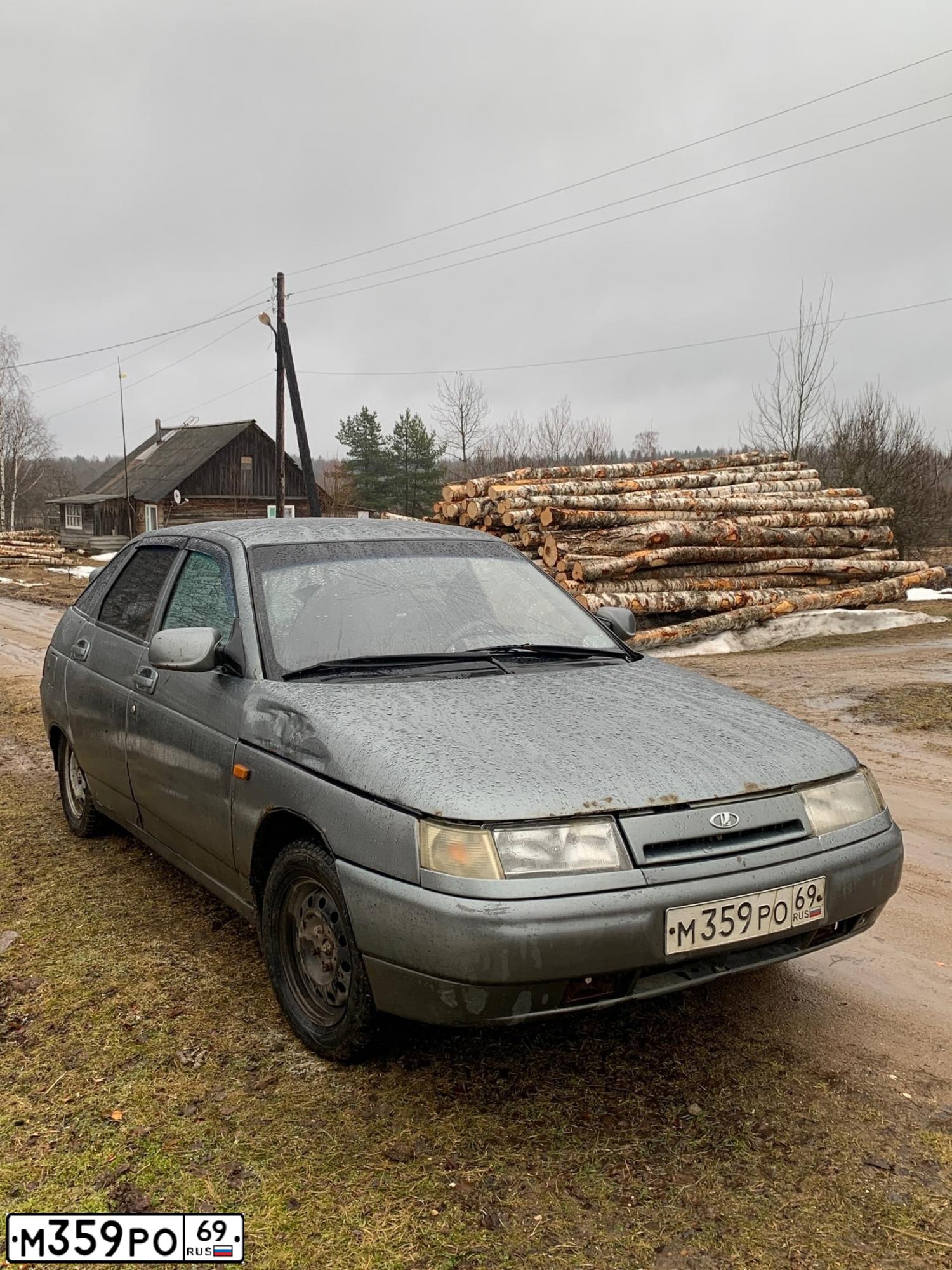 Фото автомобиля LADA 2112, 2005 — госномер М359РО69. Цвет: СР СЕРО-ЗЕЛЕНЫЙ МЕТ.