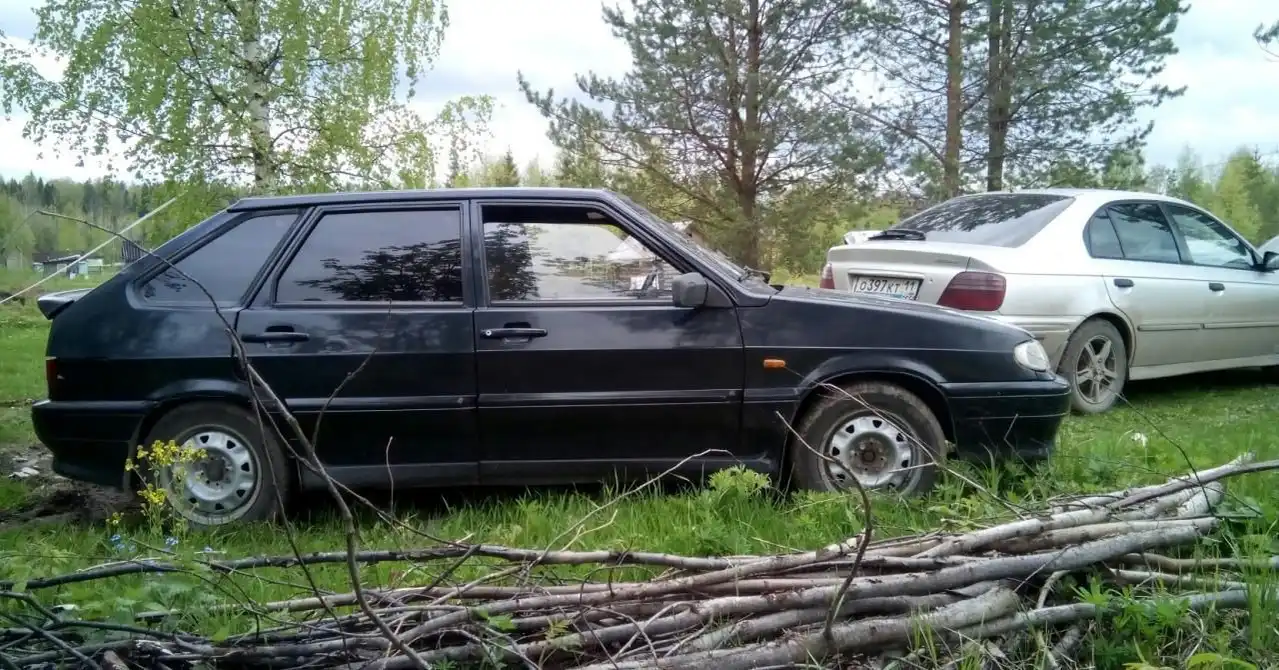 Фото автомобиля LADA 2170 PRIORA, 2007 — госномер В196СТ43. Цвет: СРЕДНИЙ СЕРО-ЗЕЛЕНЫЙ МЕТ