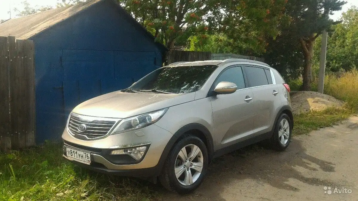 Фото автомобиля KIA SPORTAGE, 2010 — госномер А481ВУ190. Цвет: СЕРЕБРИСТЫЙ