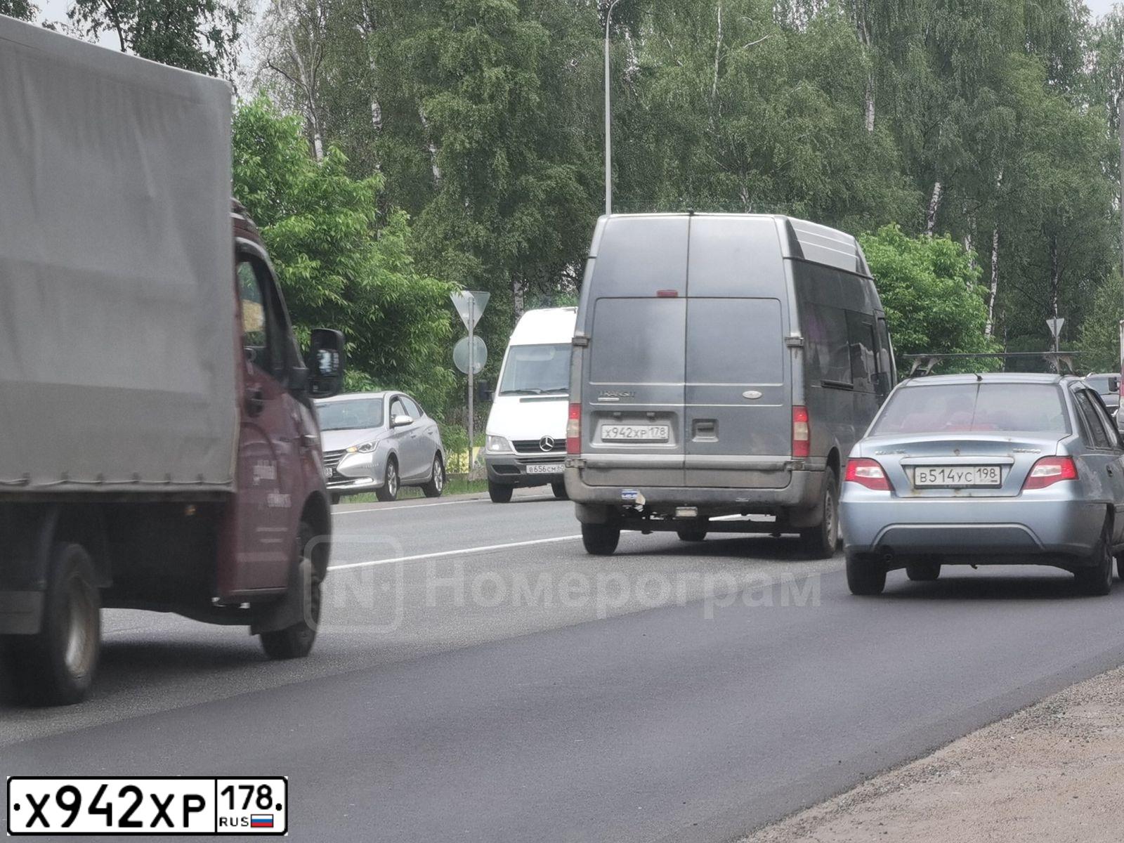 Фото автомобиля SKODA SUPERB, 2015 — госномер М373ВН53. Цвет: КОРИЧНЕВЫЙ