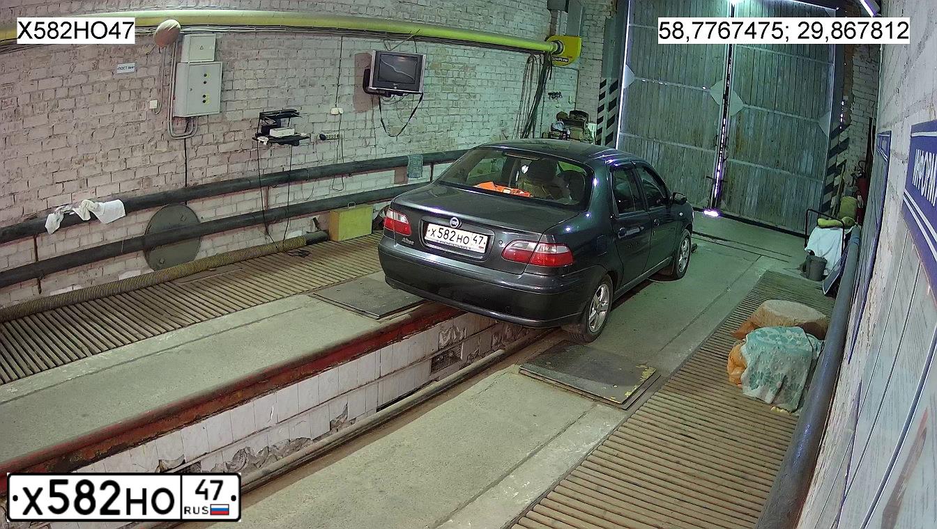 Фото автомобиля FIAT ALBEA, 2007 — госномер Х582НО47. Цвет: СЕРЫЙ АНДЕРГРАУНД